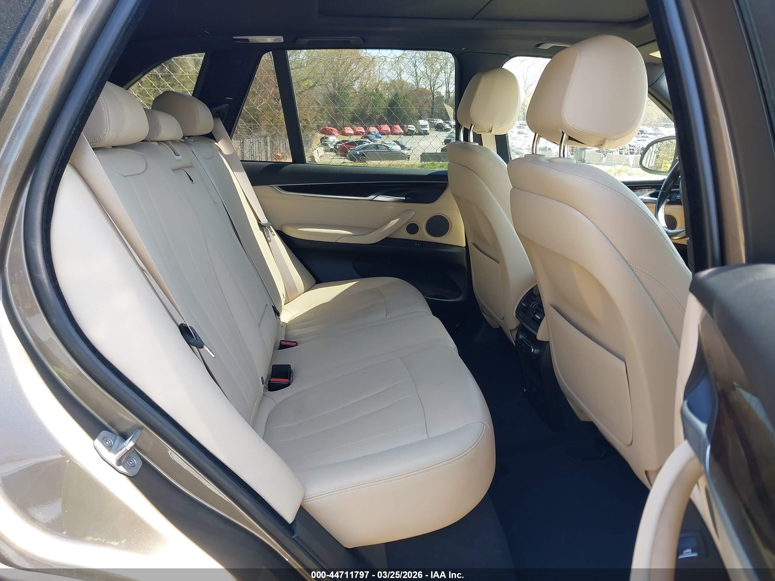 BMW X5 image 8
