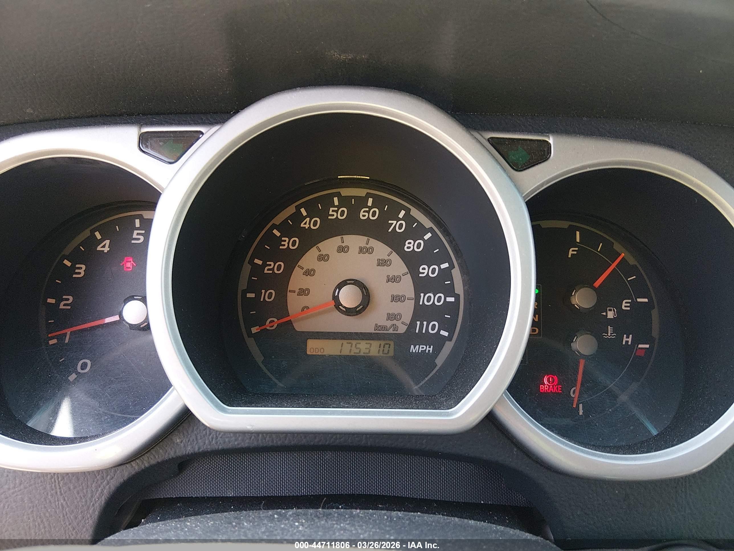 TOYOTA 4RUNNER image 7