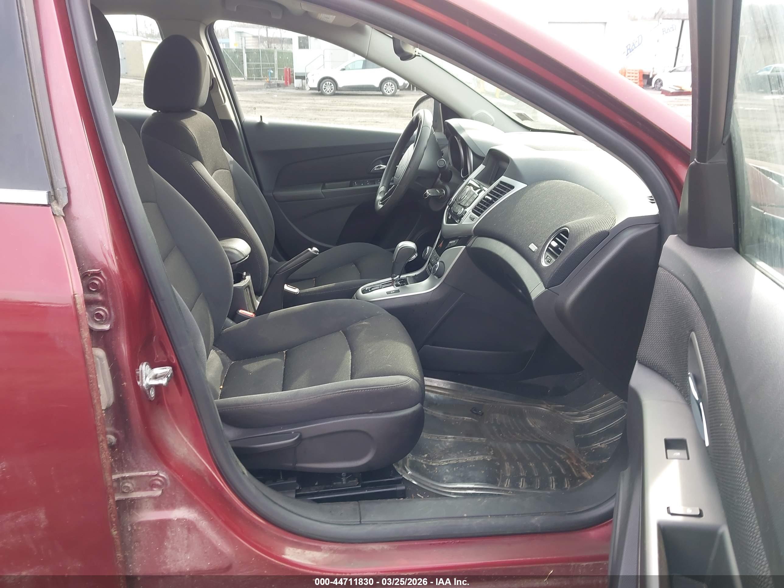 CHEVROLET CRUZE image 5