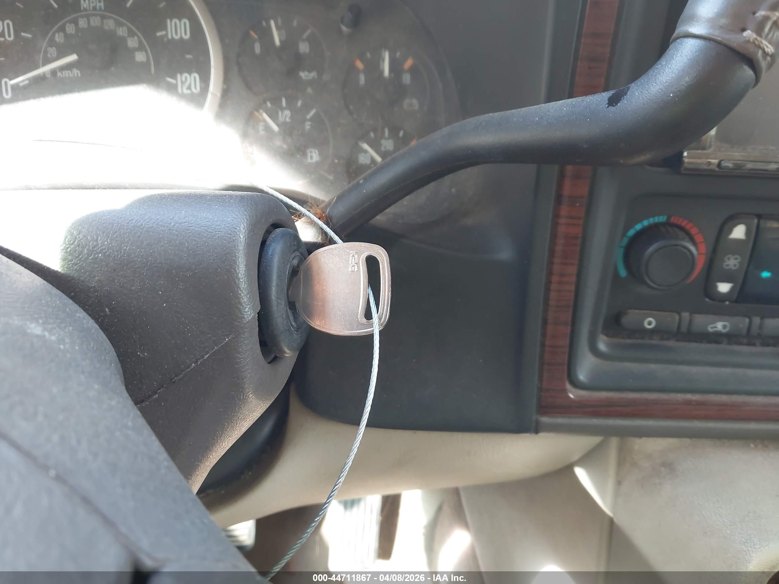 CADILLAC ESCALADE image 11