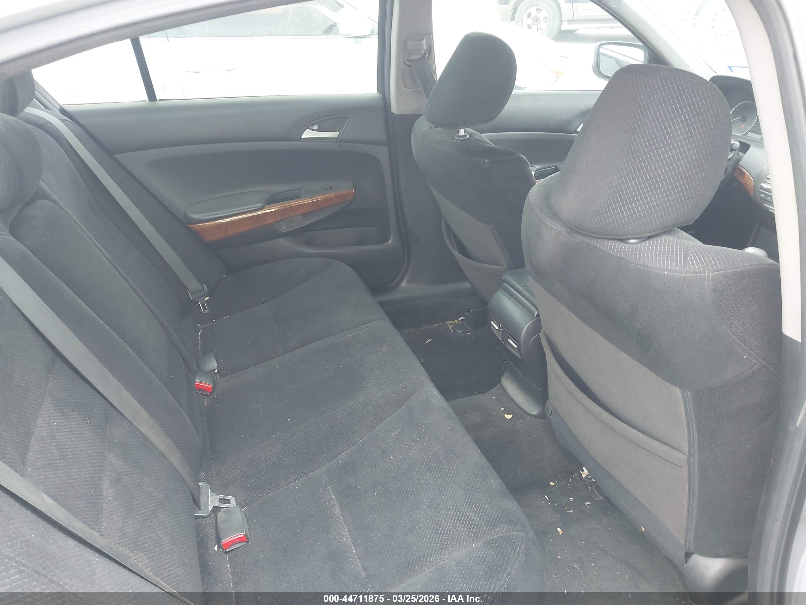 HONDA ACCORD image 8