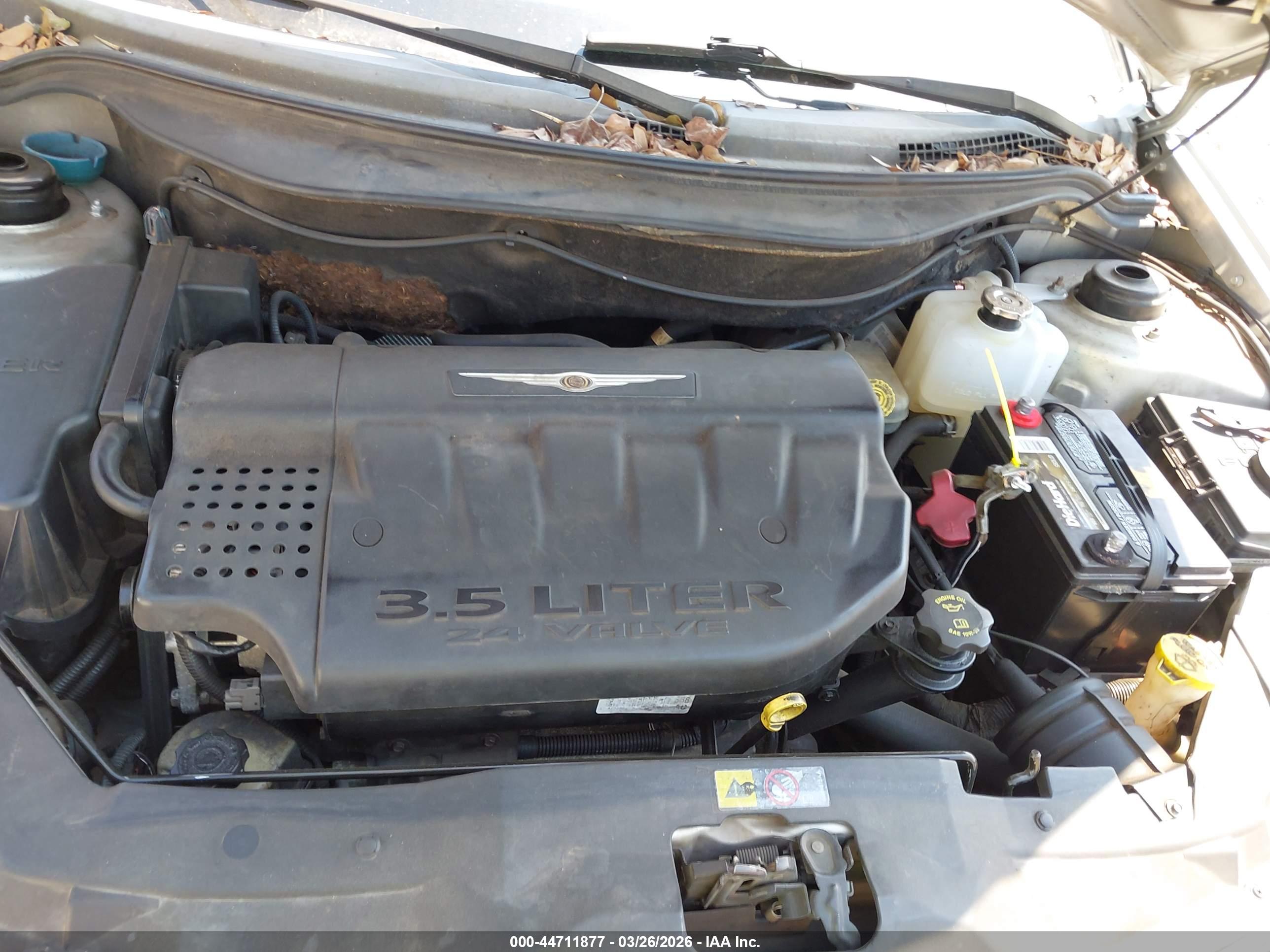 CHRYSLER PACIFICA image 10