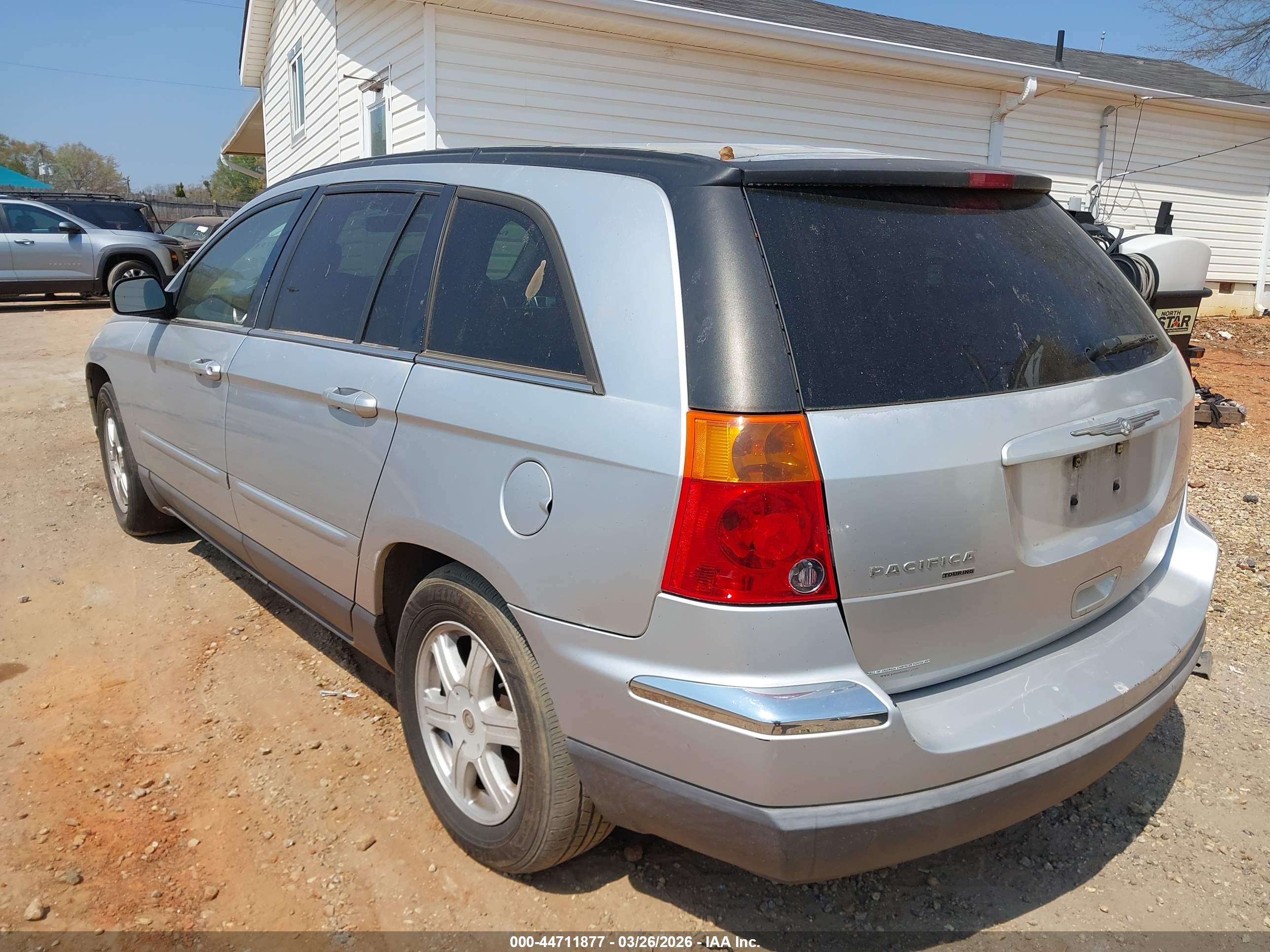 CHRYSLER PACIFICA image 3