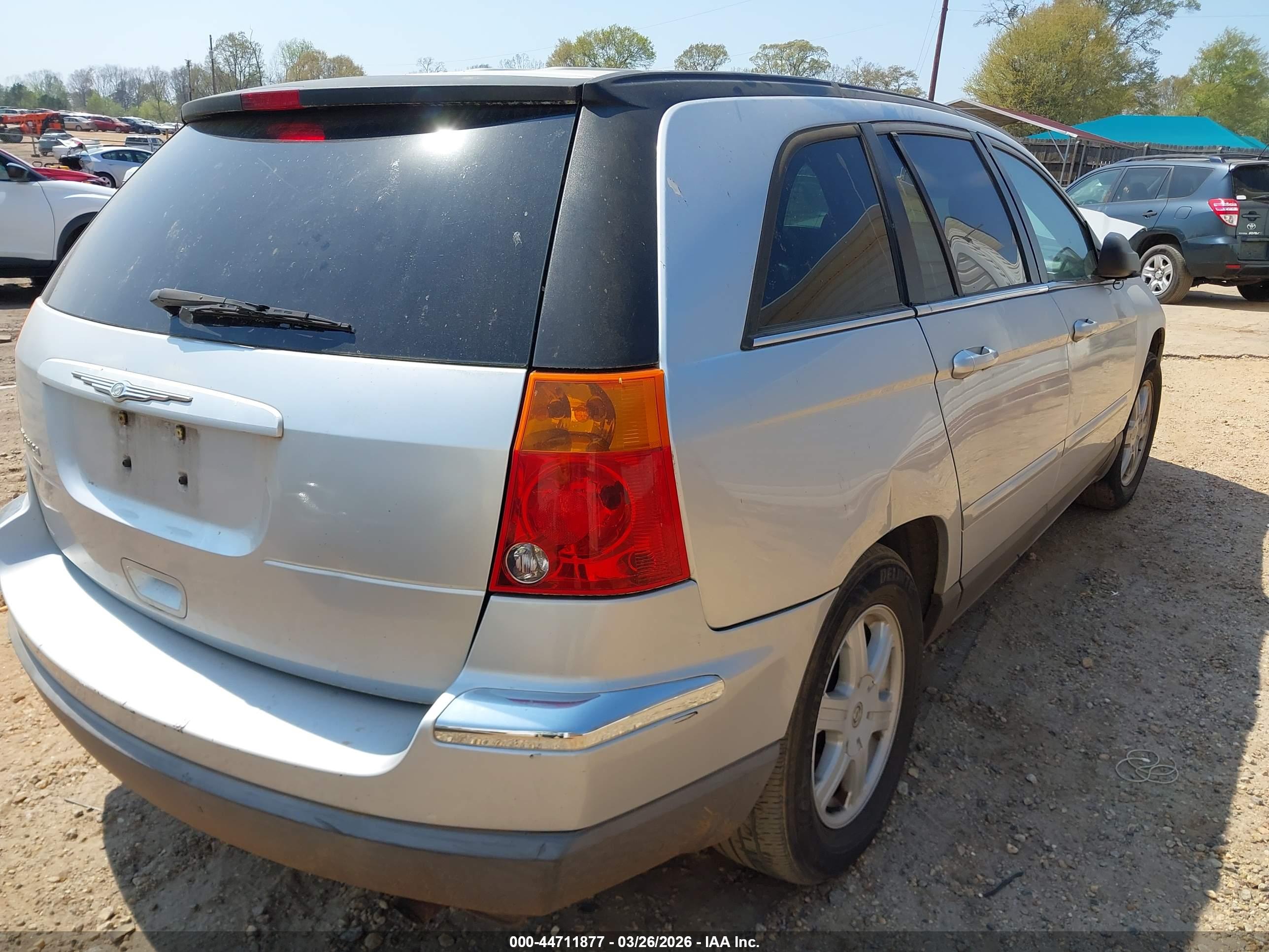 CHRYSLER PACIFICA image 4