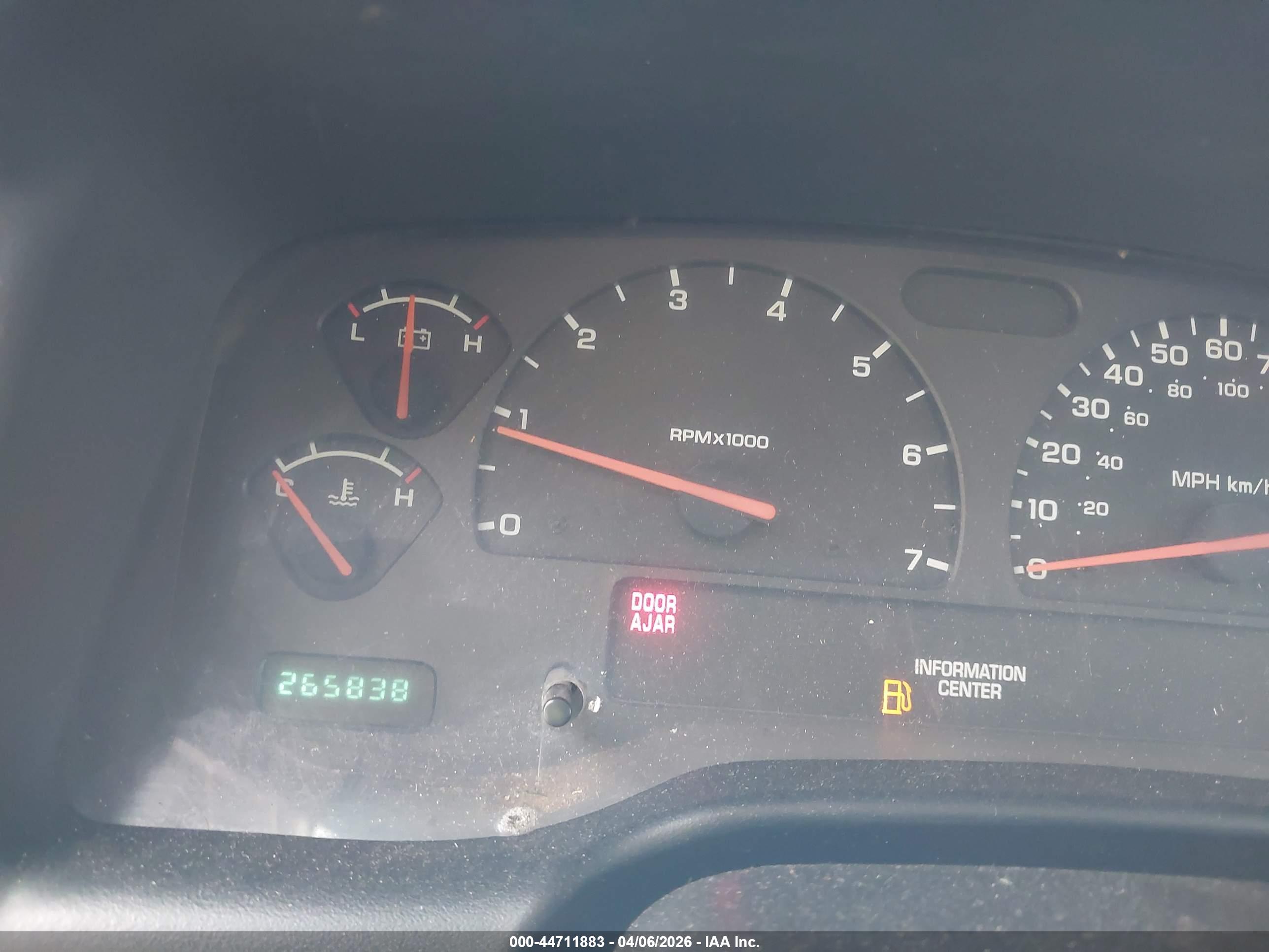 DODGE DAKOTA image 7