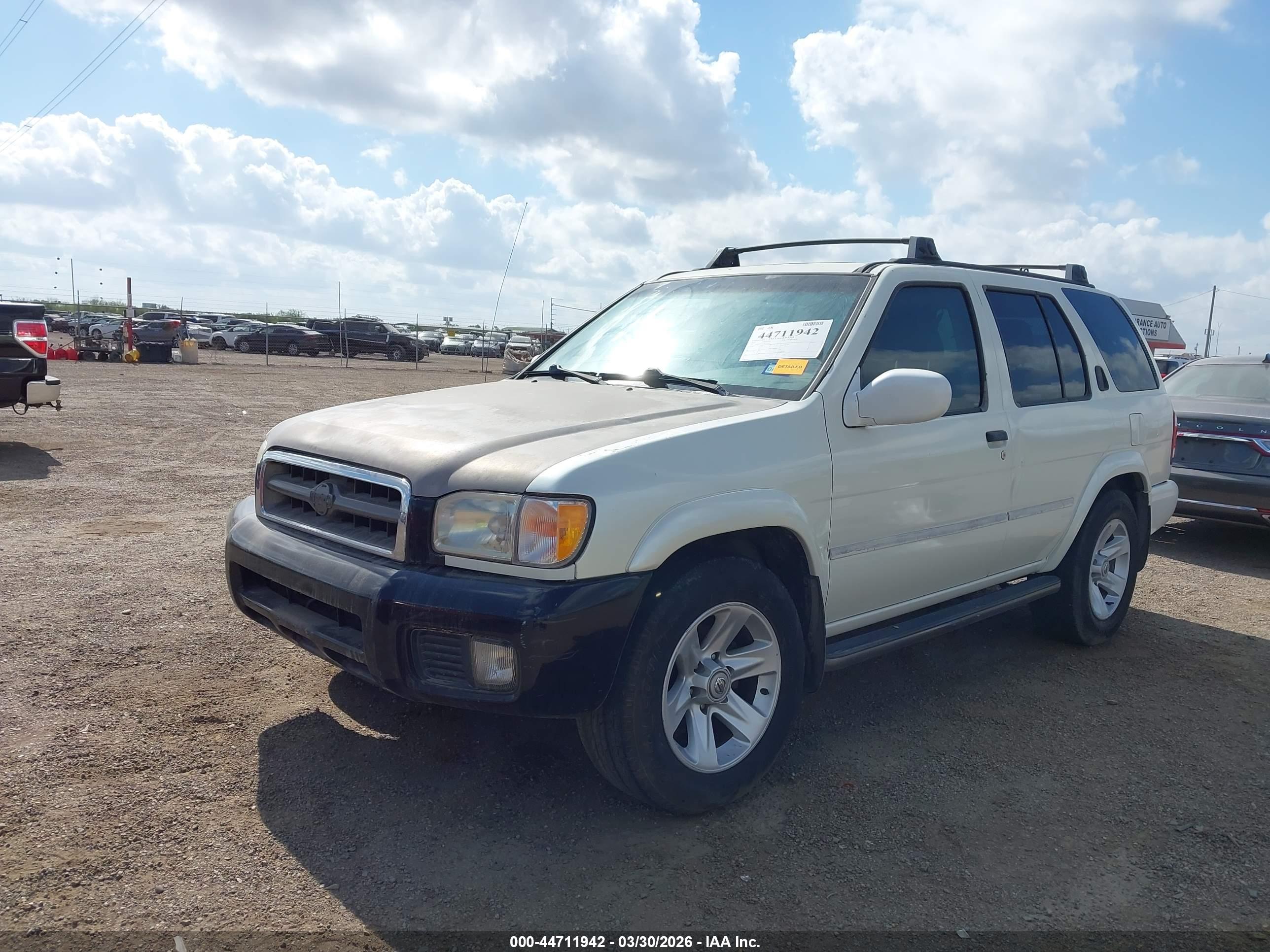 NISSAN PATHFINDER image 2