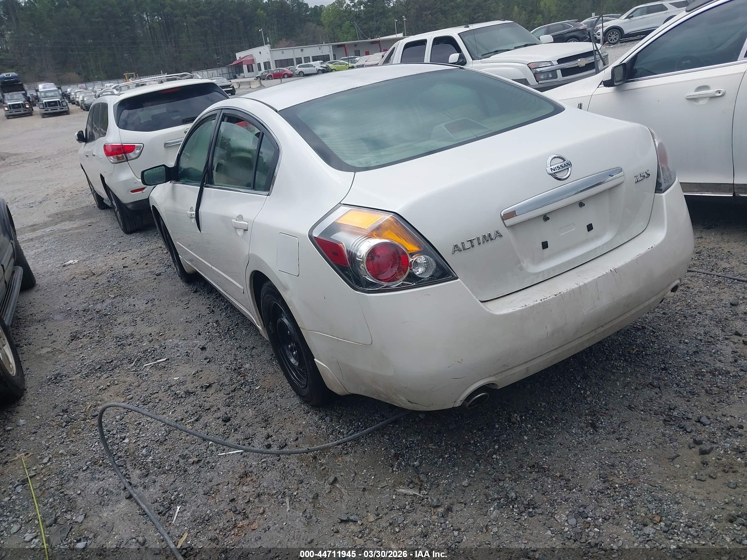 NISSAN ALTIMA image 3