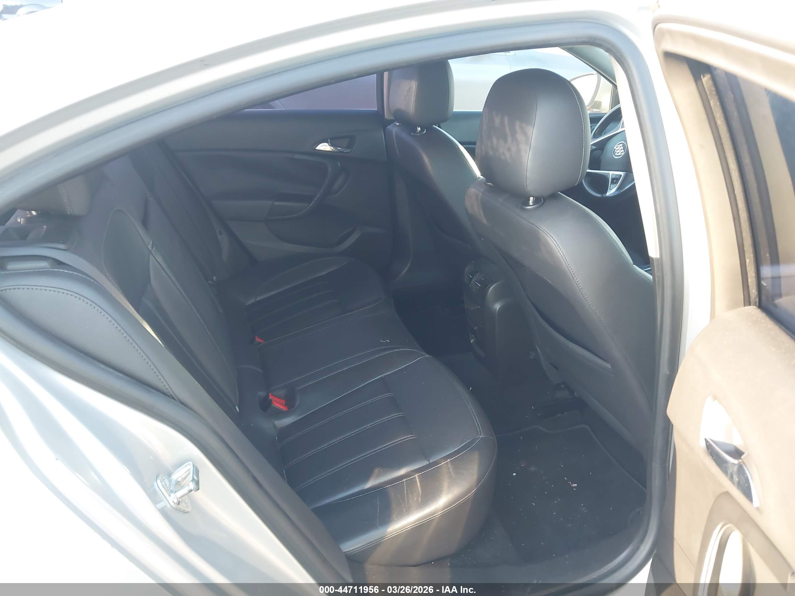 BUICK REGAL image 8