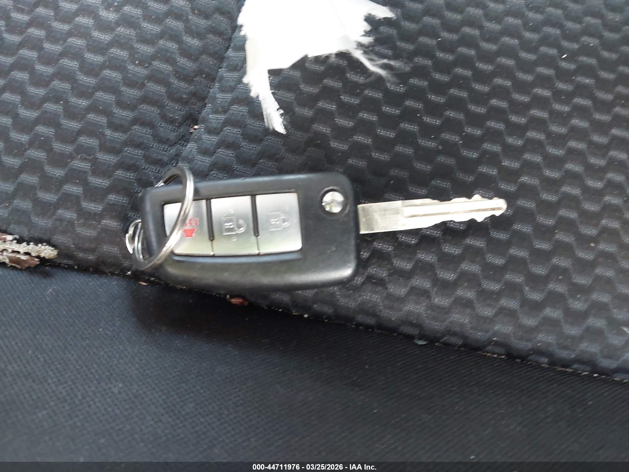 NISSAN ROGUE image 11