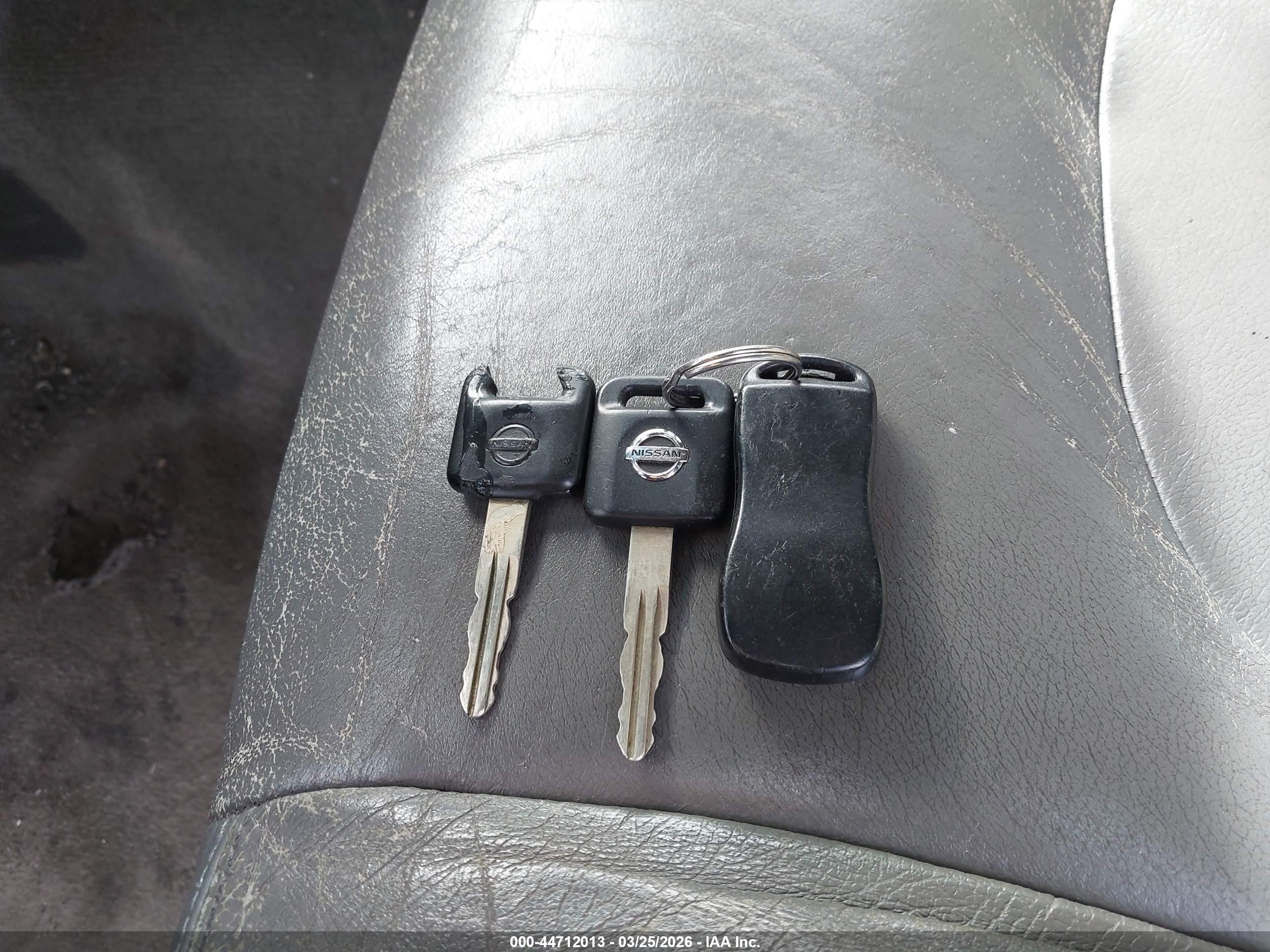 NISSAN FRONTIER image 11