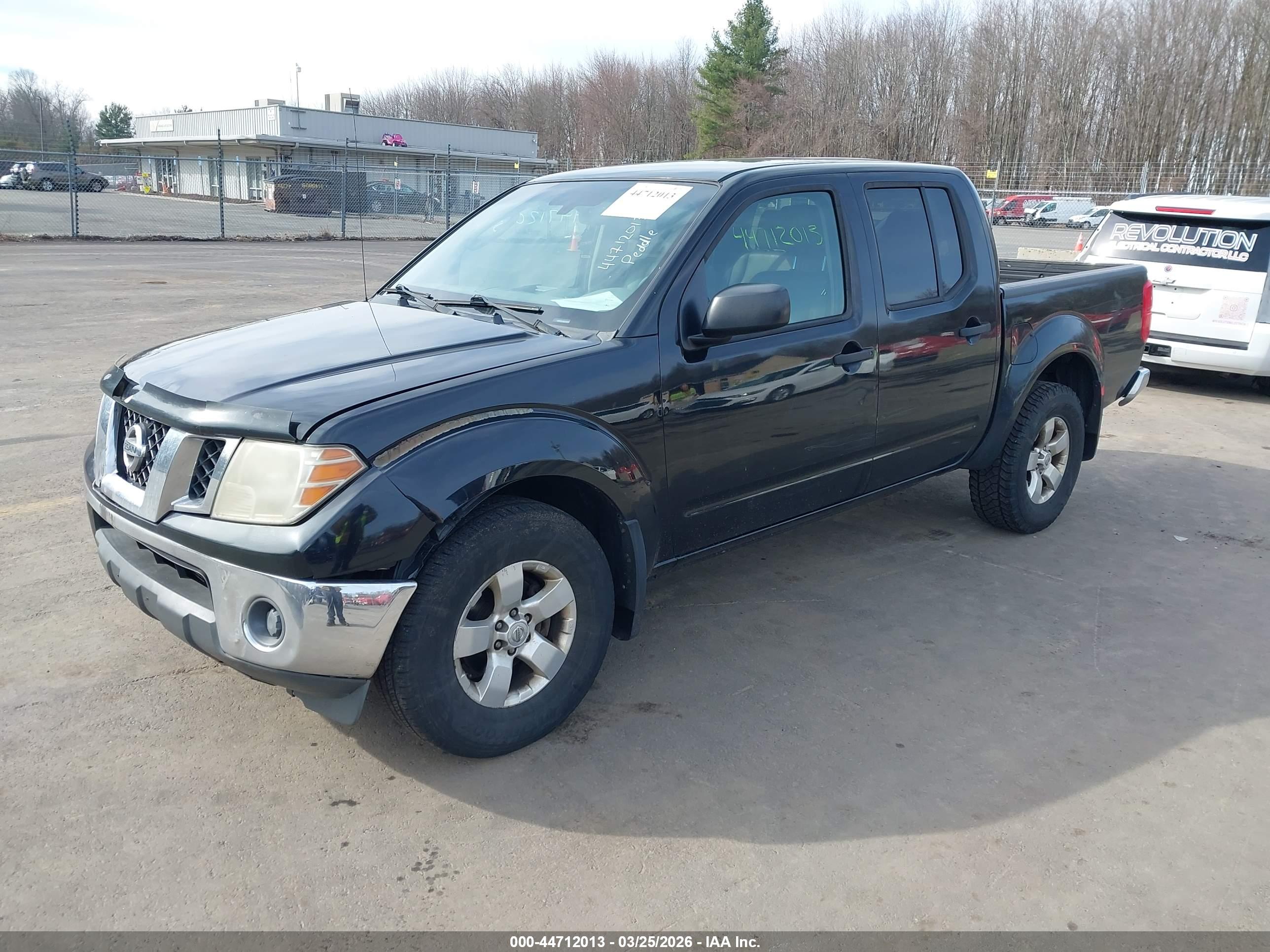 NISSAN FRONTIER image 2