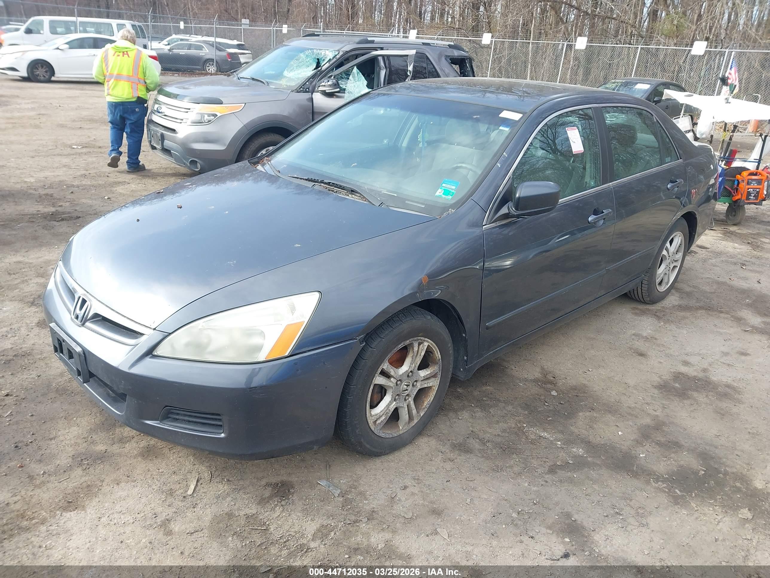 HONDA ACCORD image 2