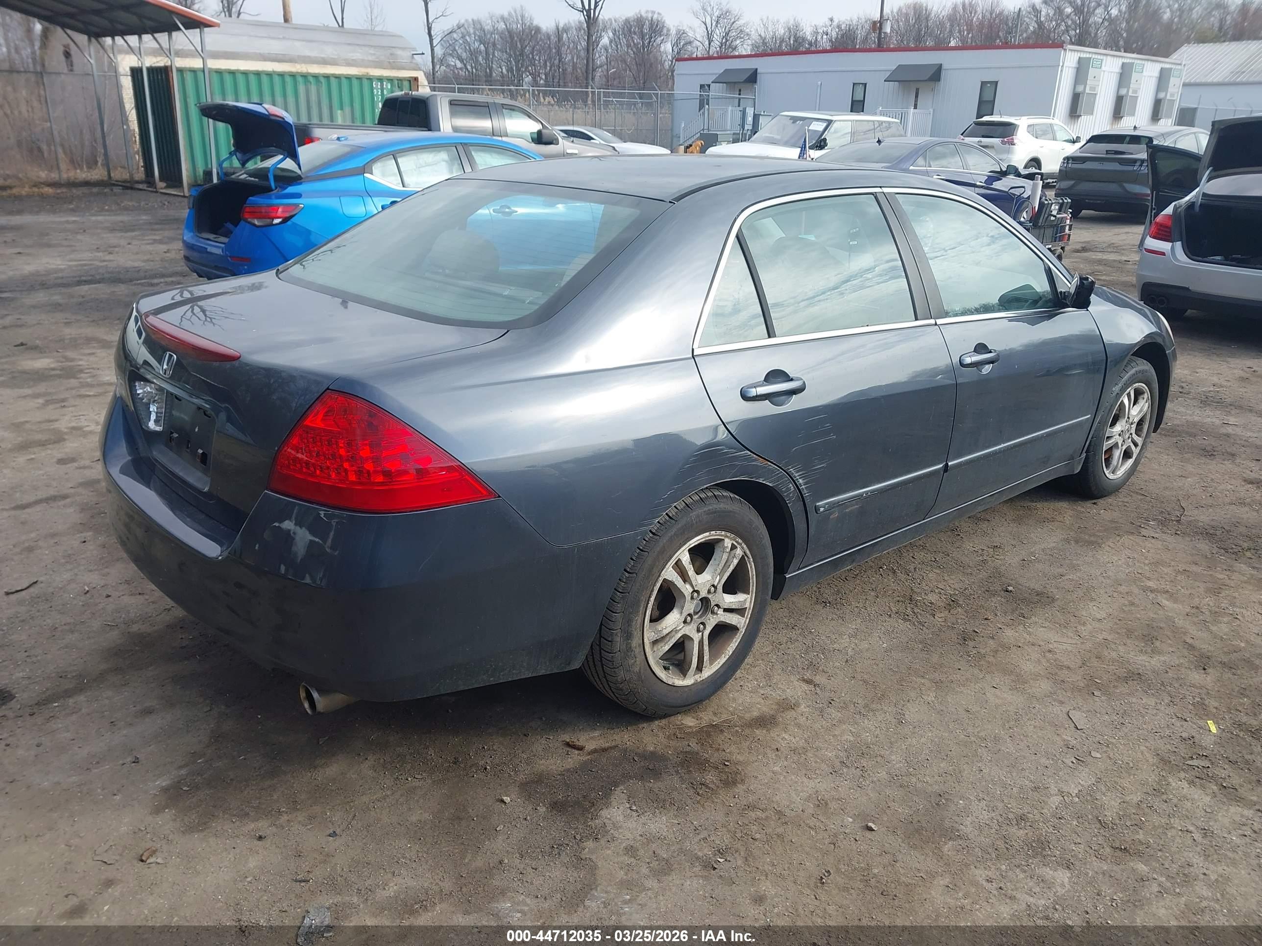 HONDA ACCORD image 4
