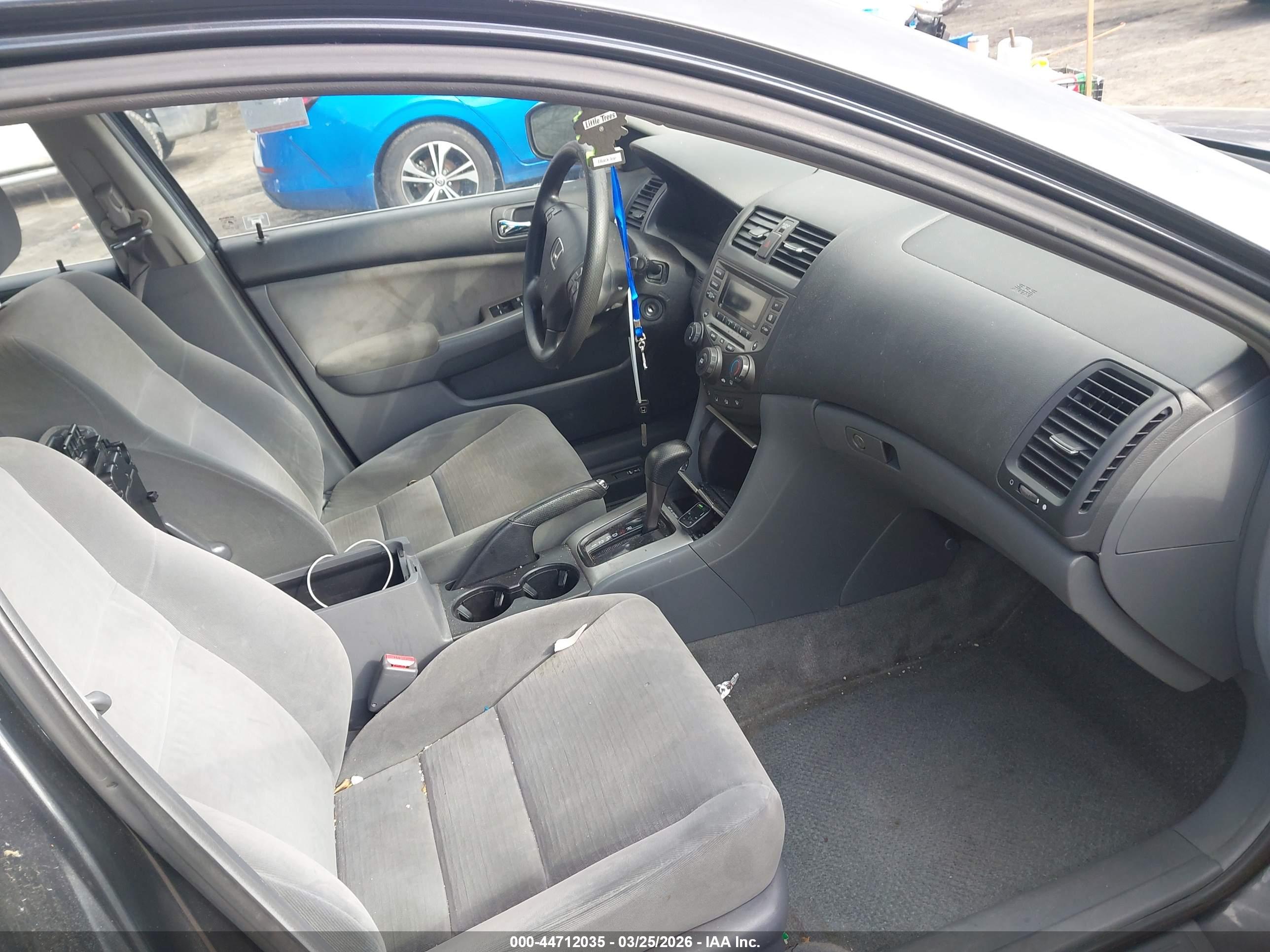 HONDA ACCORD image 5