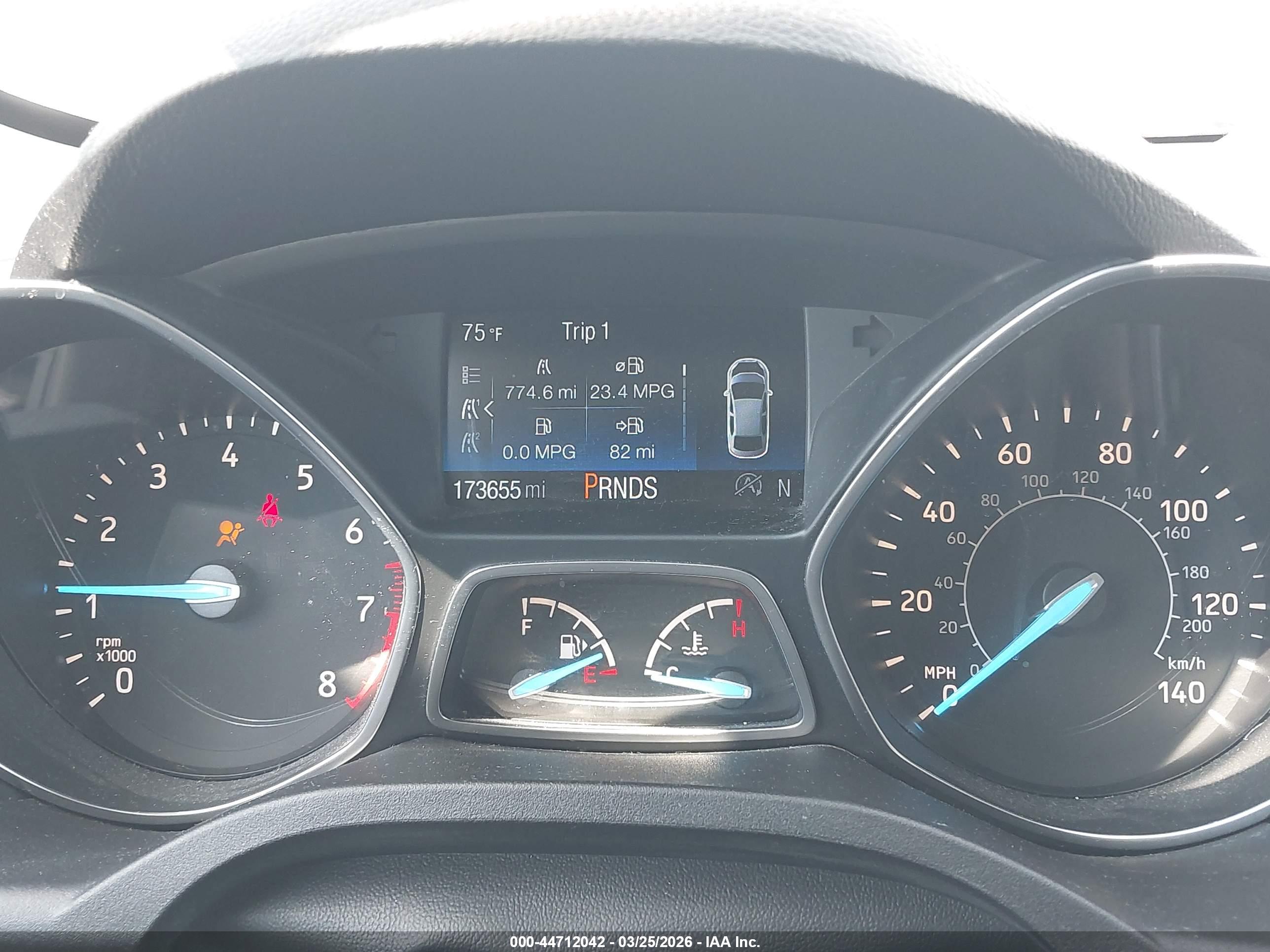 FORD ESCAPE image 7