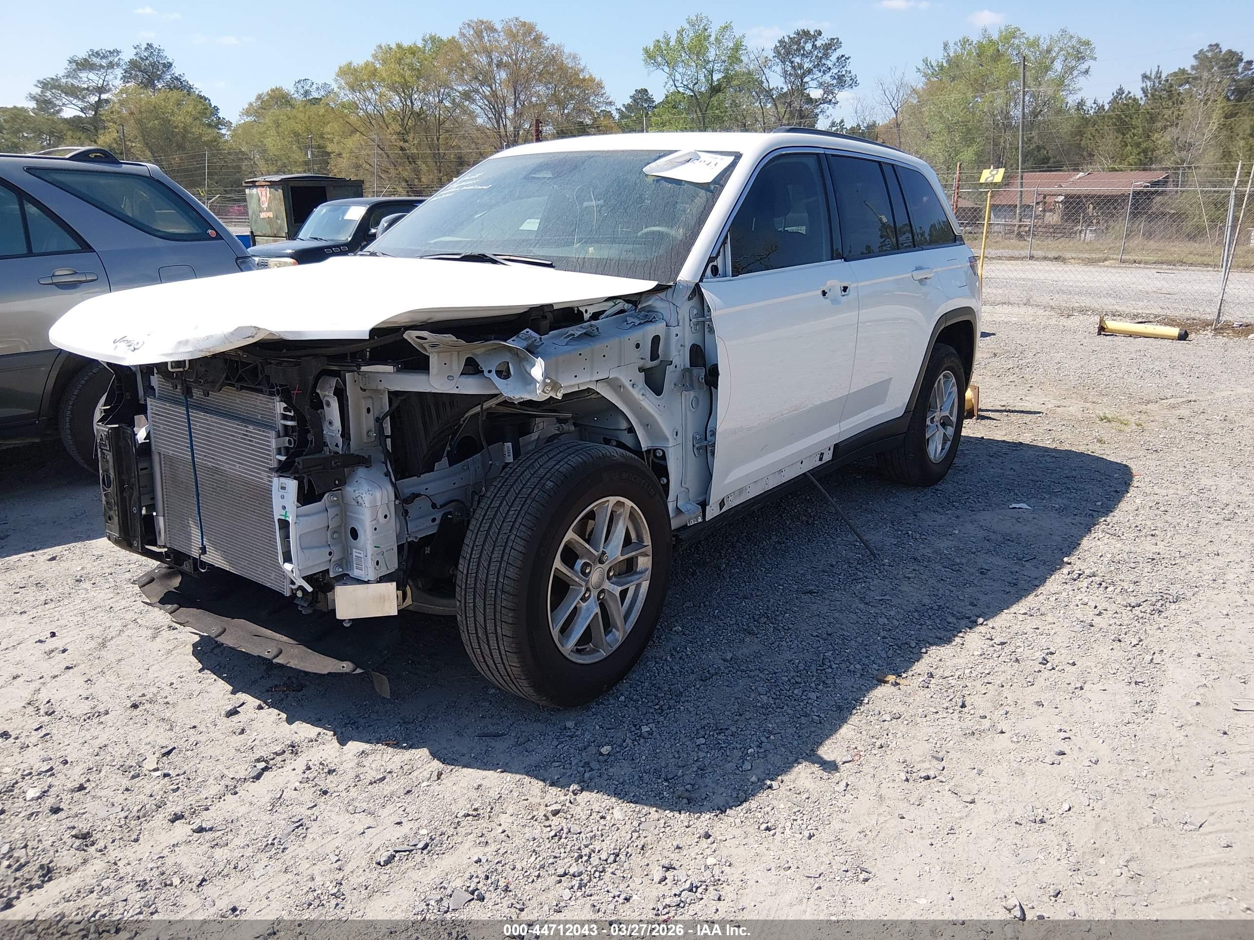 JEEP GRAND image 2