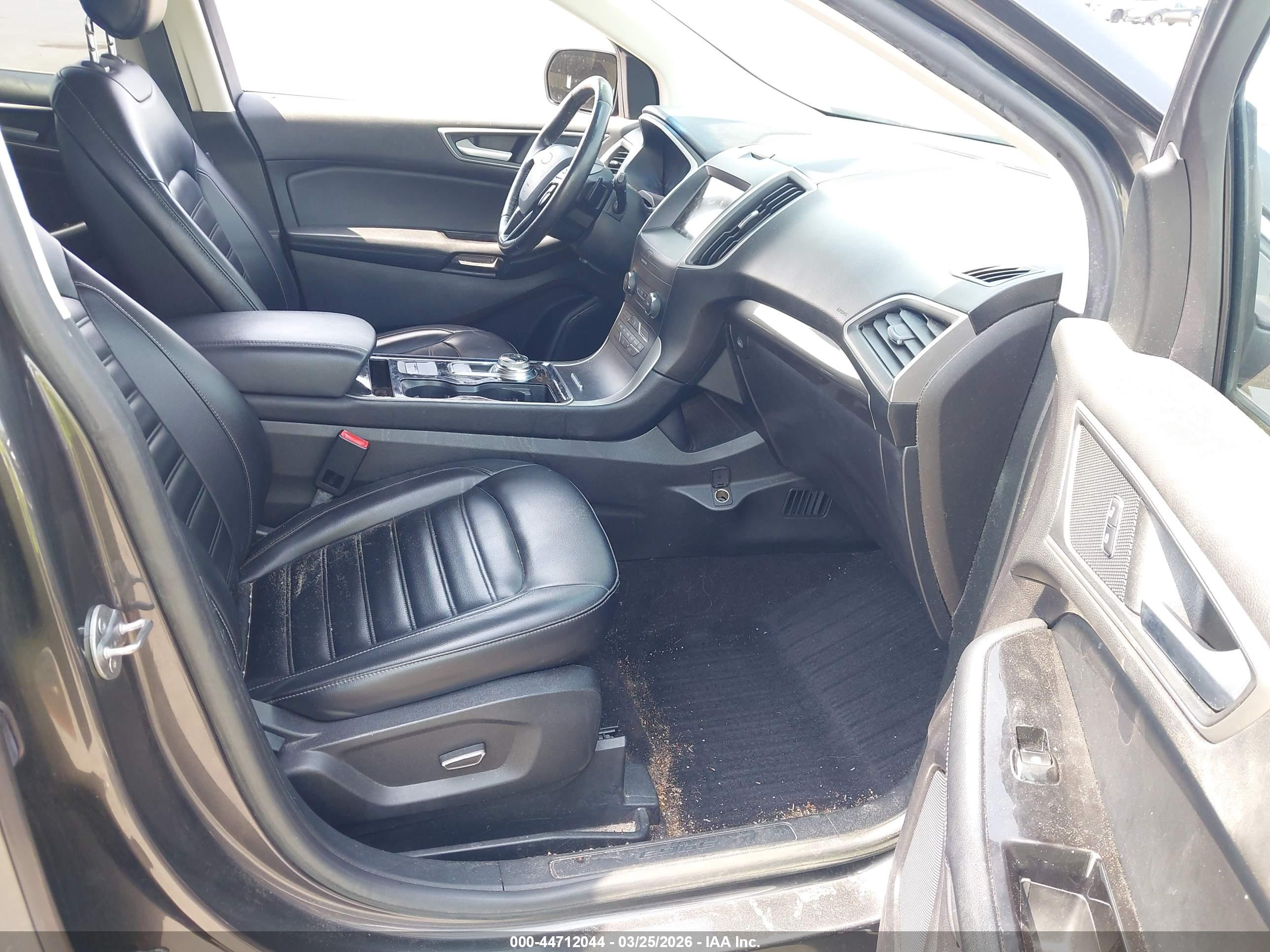 FORD EDGE image 5