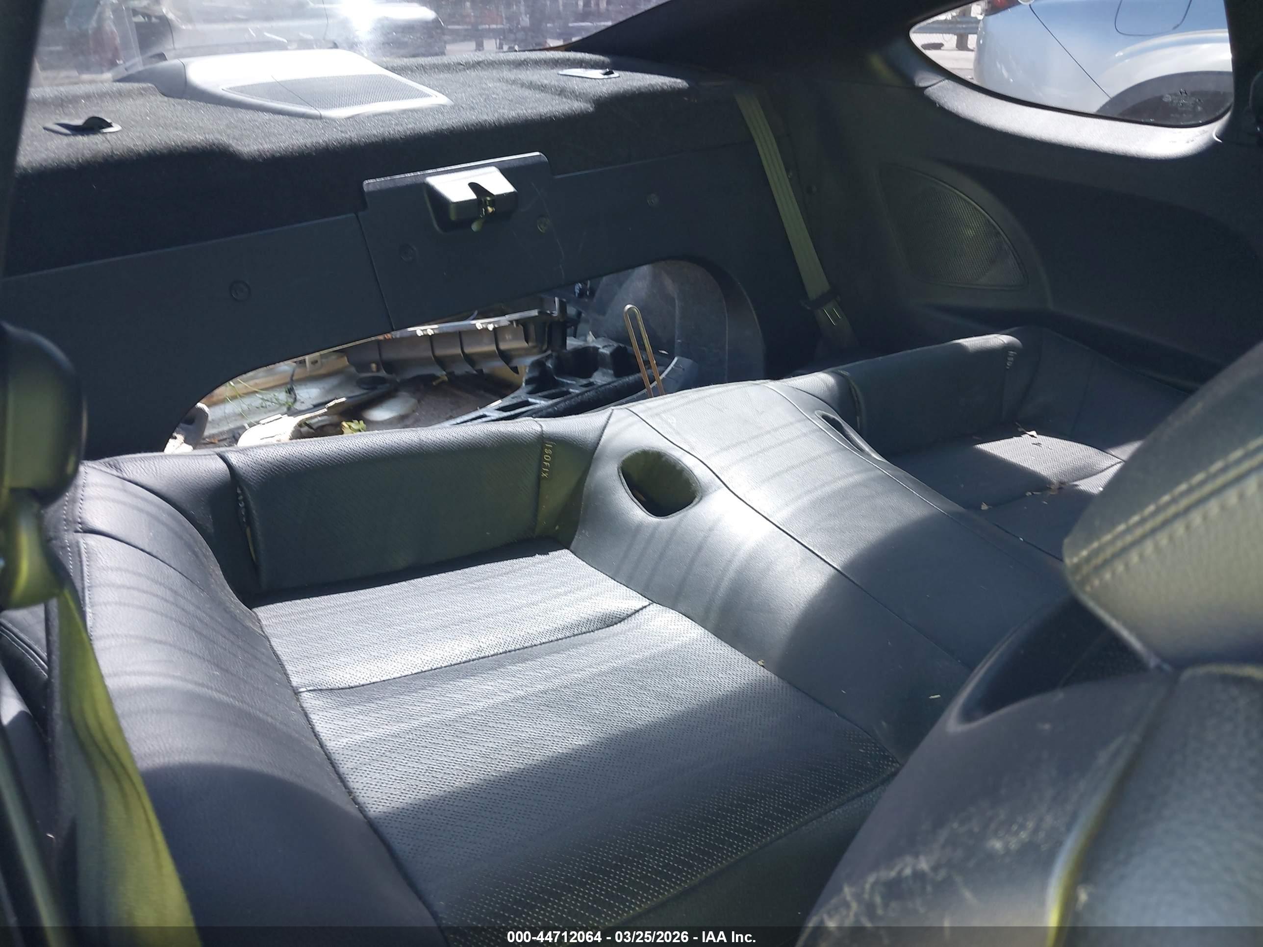 HYUNDAI GENESIS image 8