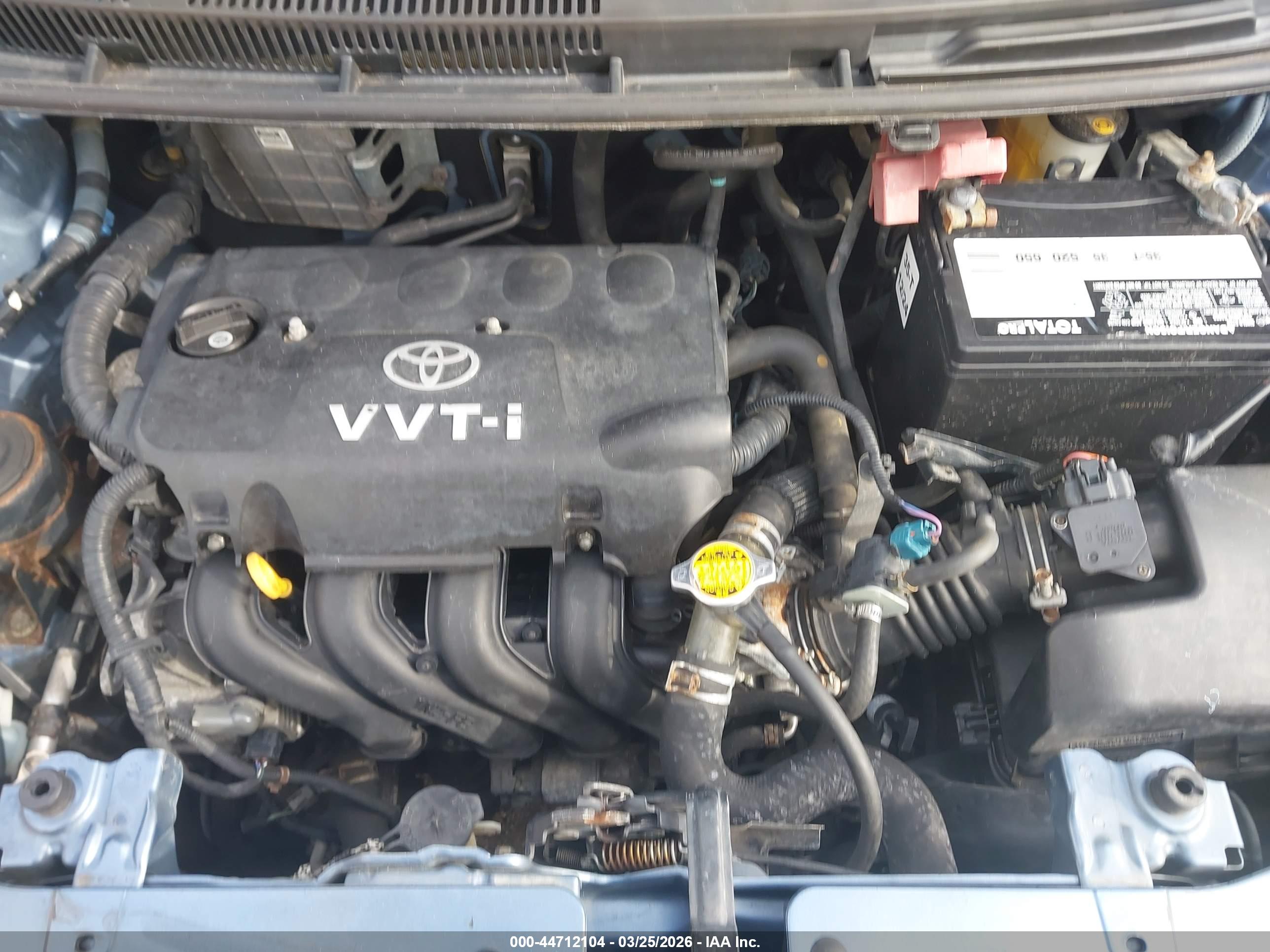 TOYOTA YARIS image 10