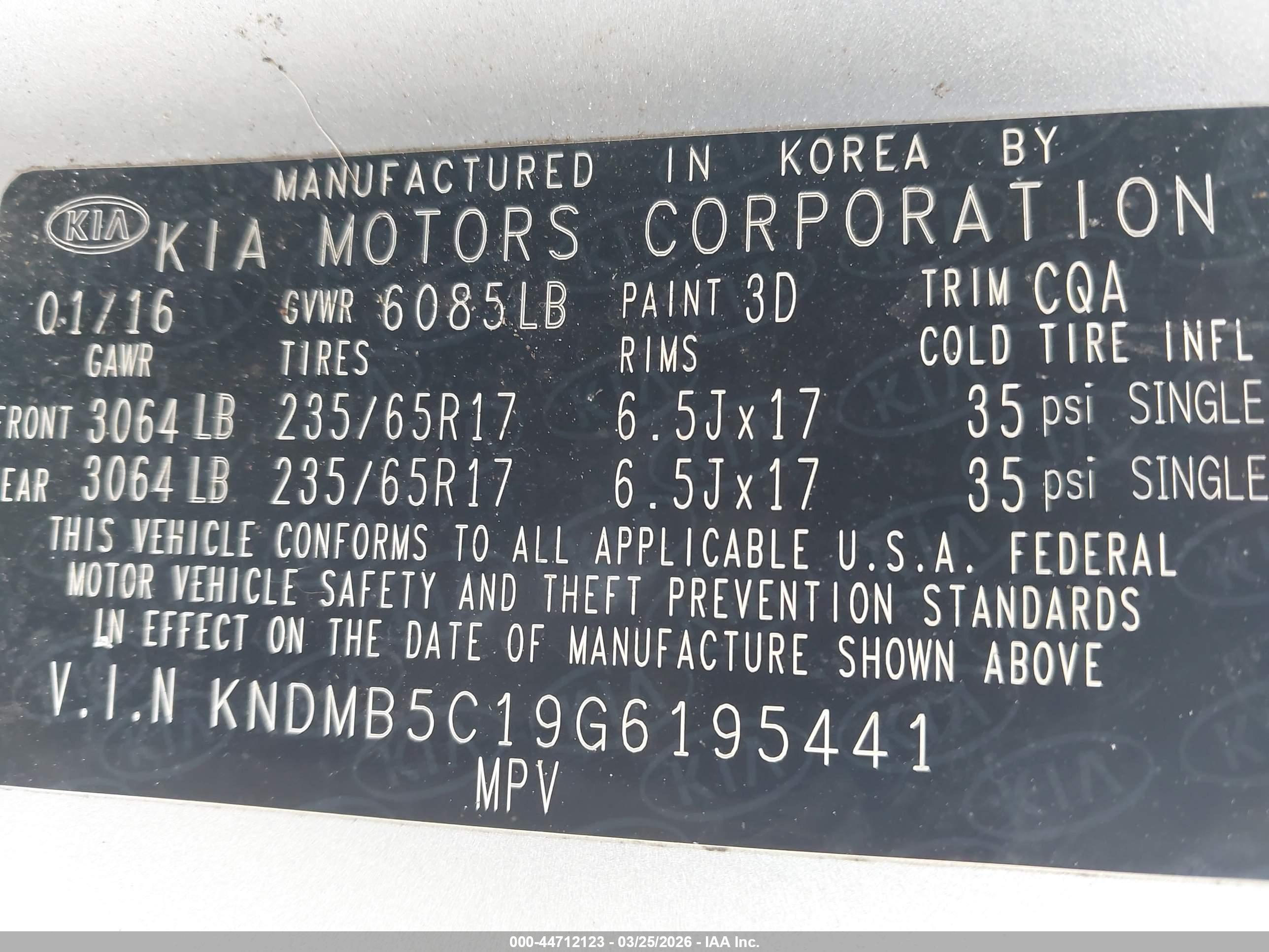 KIA SEDONA image 9