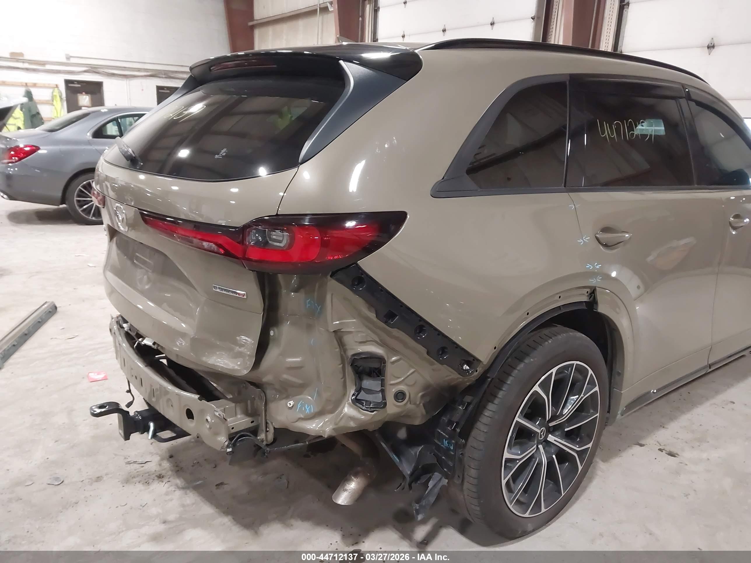MAZDA CX-70 image 6