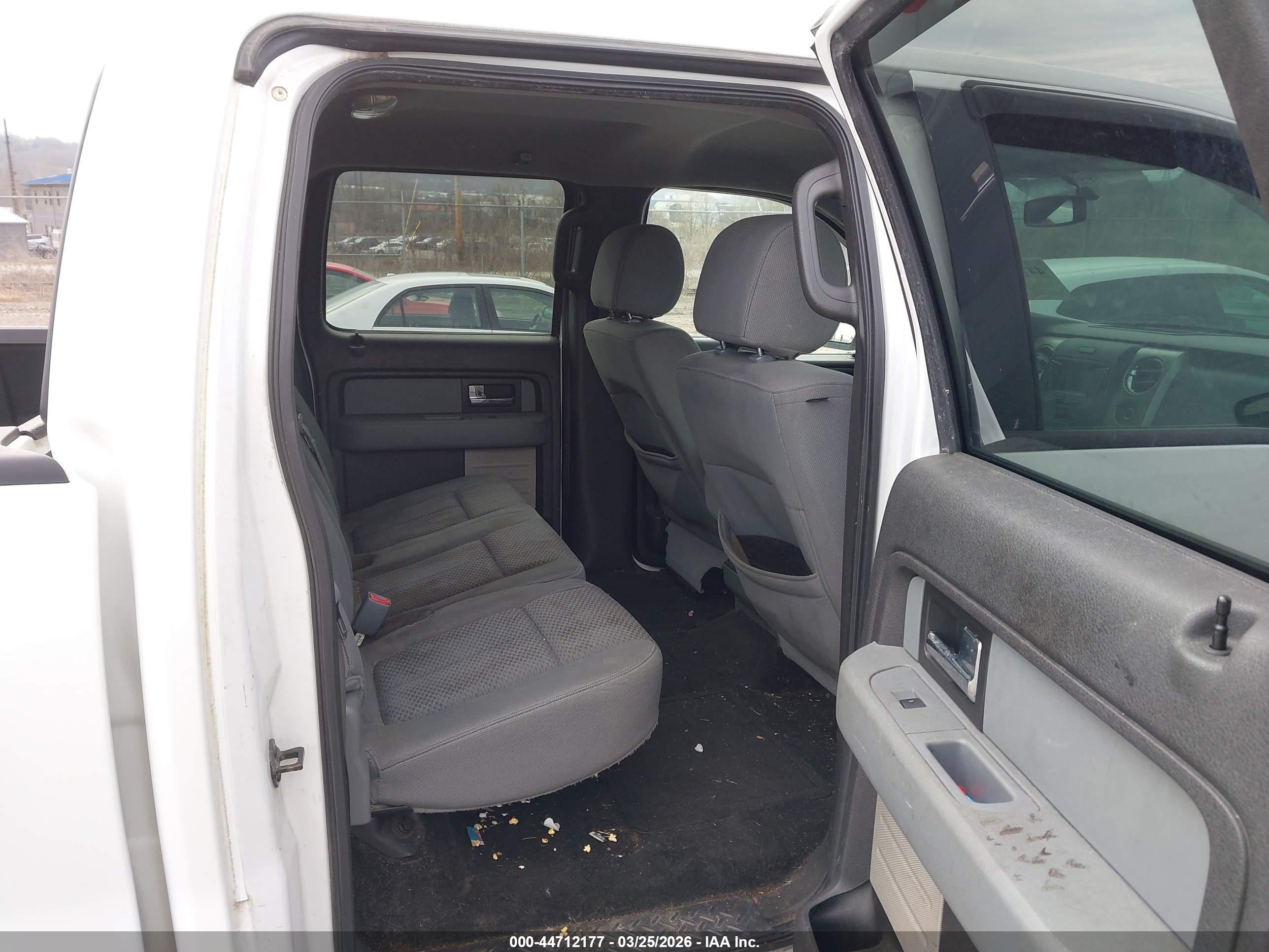 FORD F-150 image 8