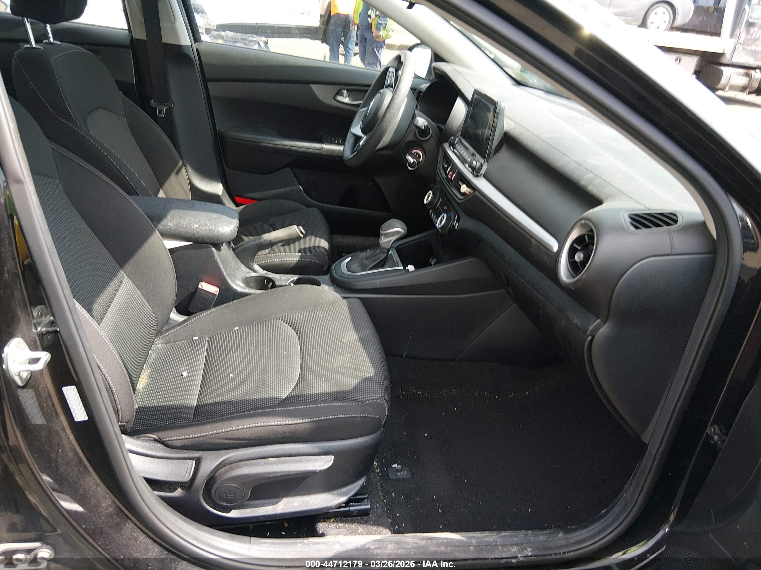 KIA FORTE image 5