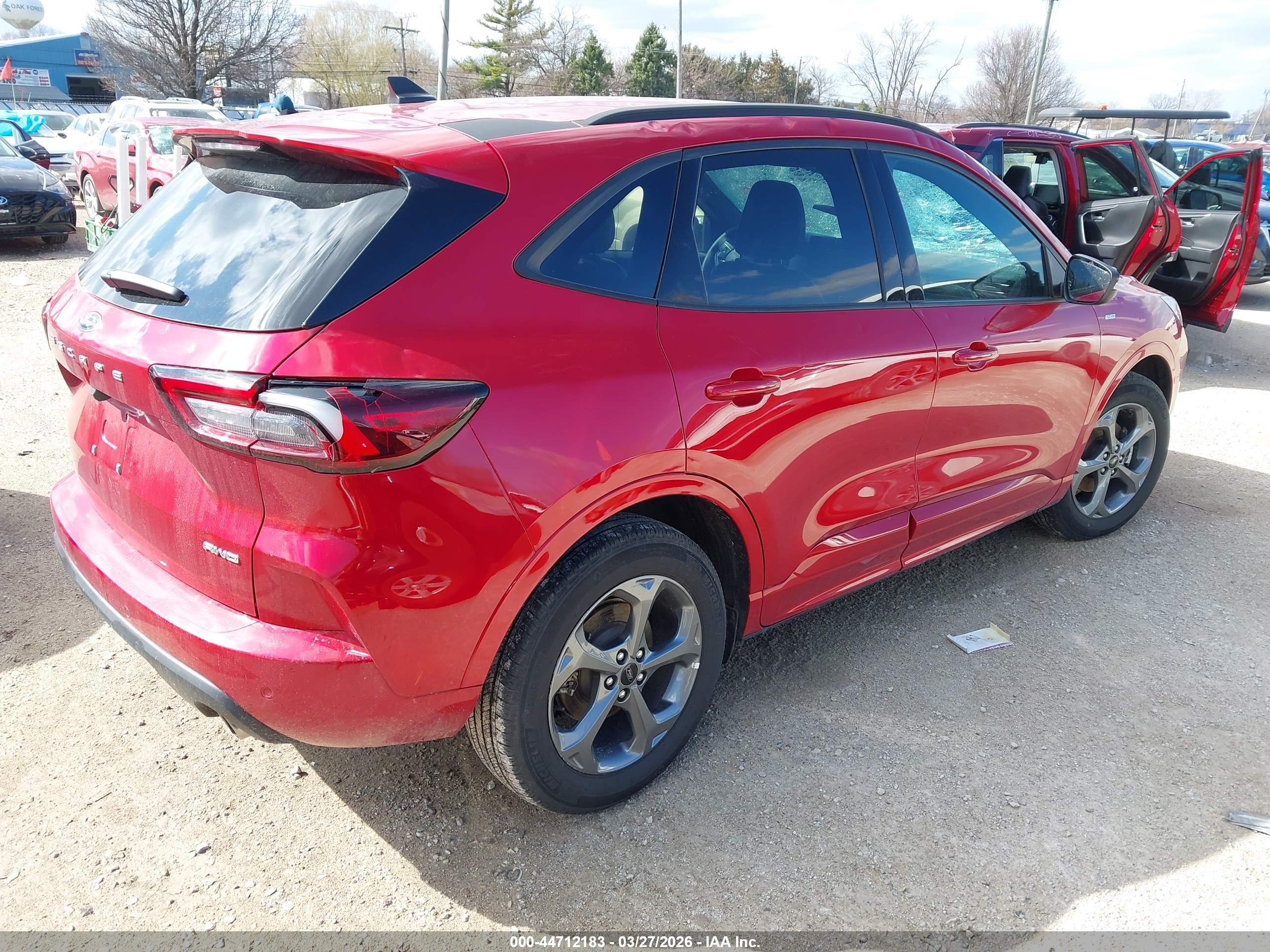 FORD ESCAPE image 4