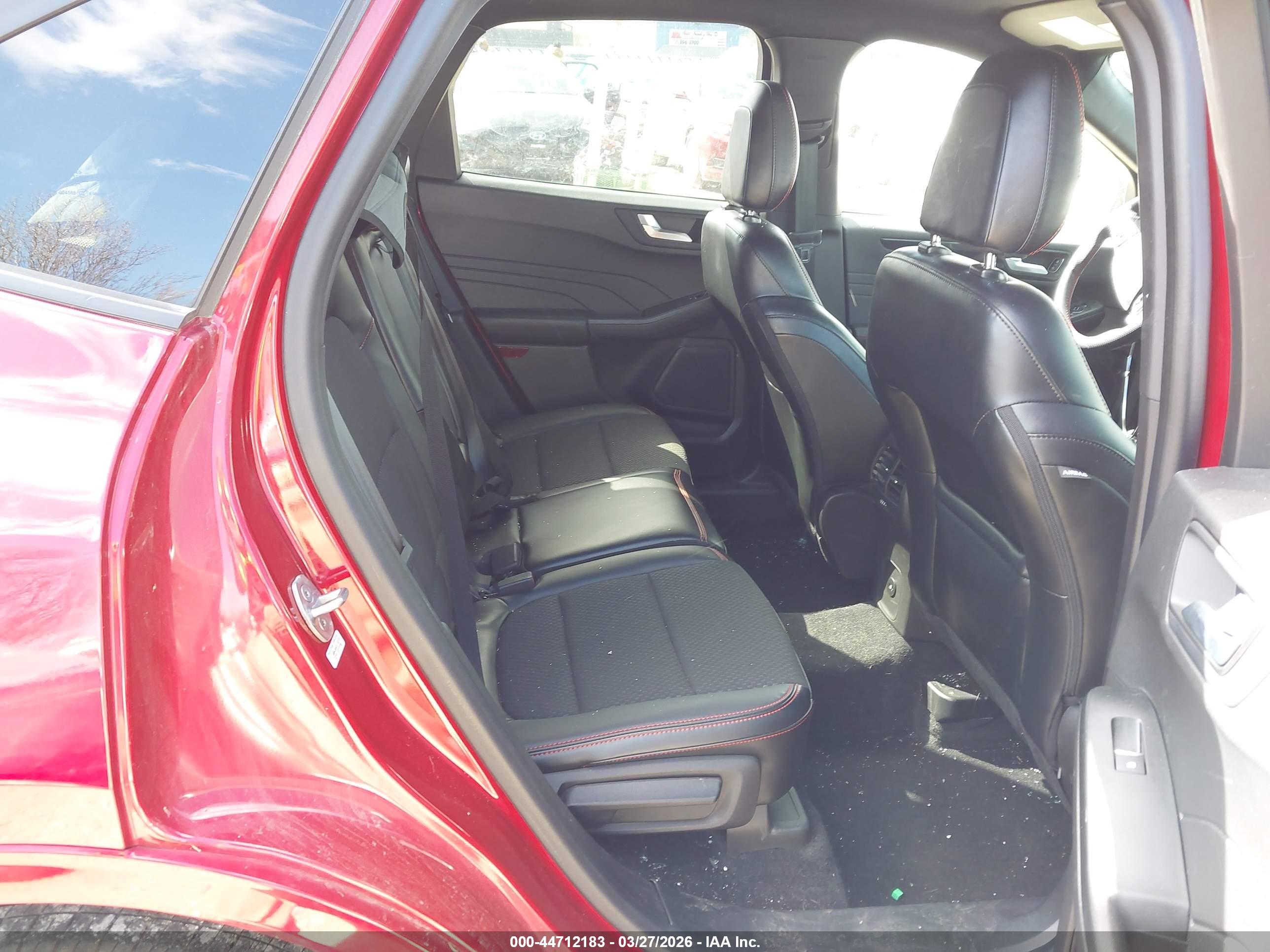 FORD ESCAPE image 8