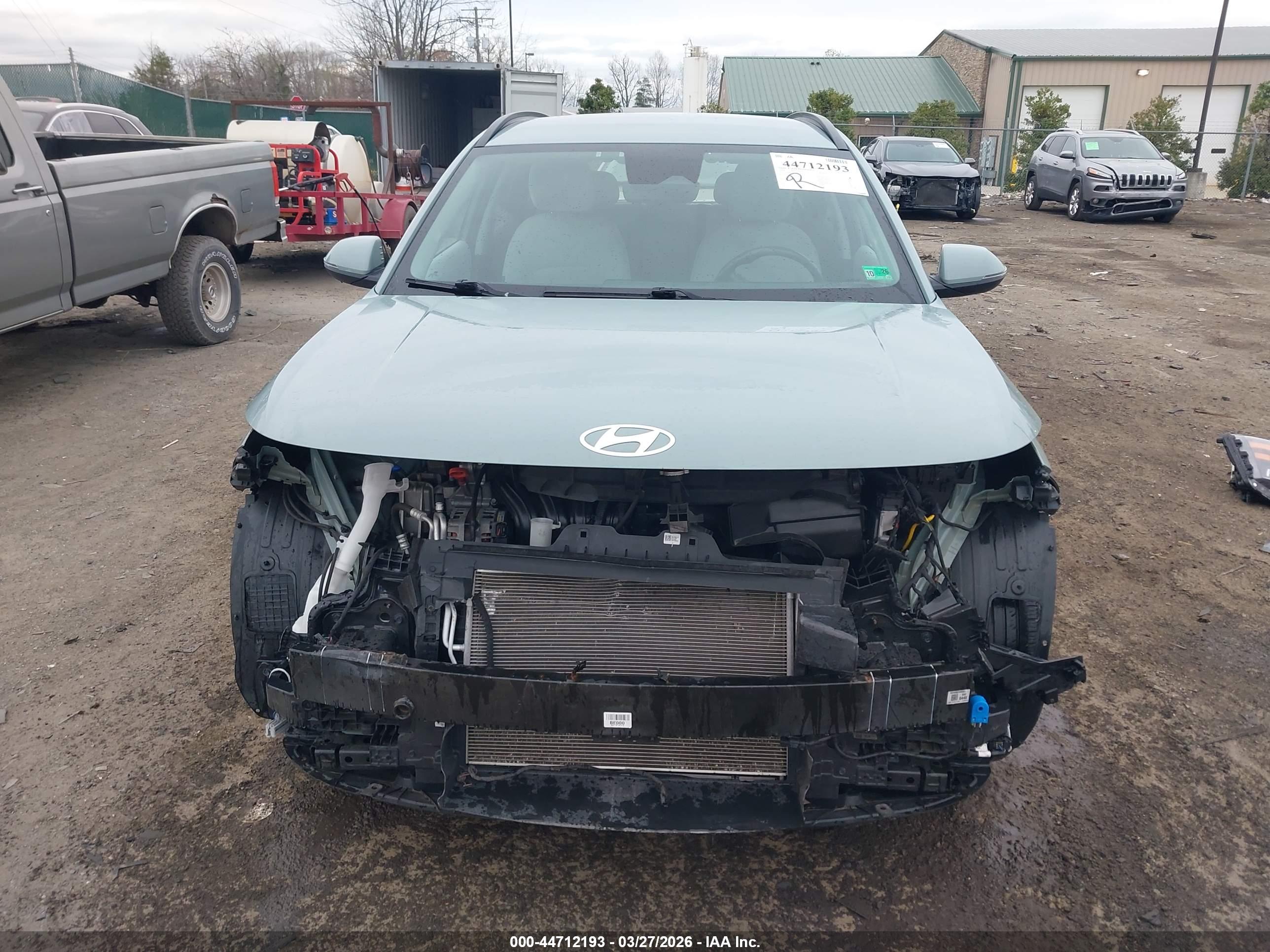 HYUNDAI KONA image 6