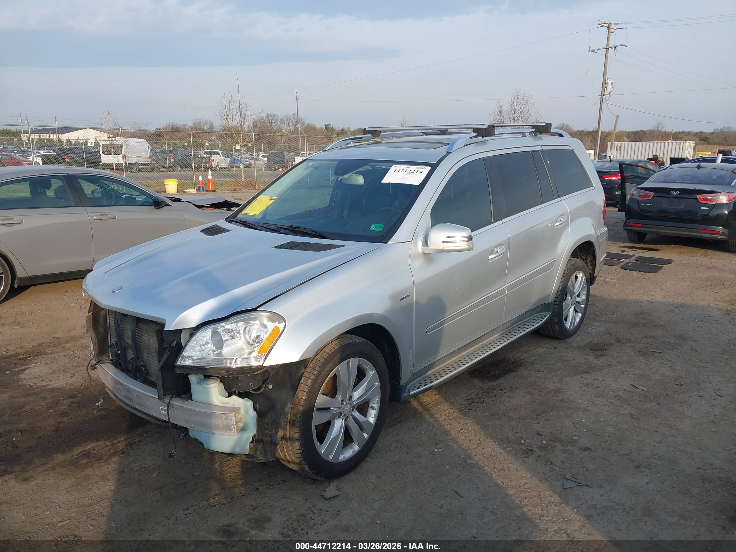 MERCEDES-BENZ GL image 2