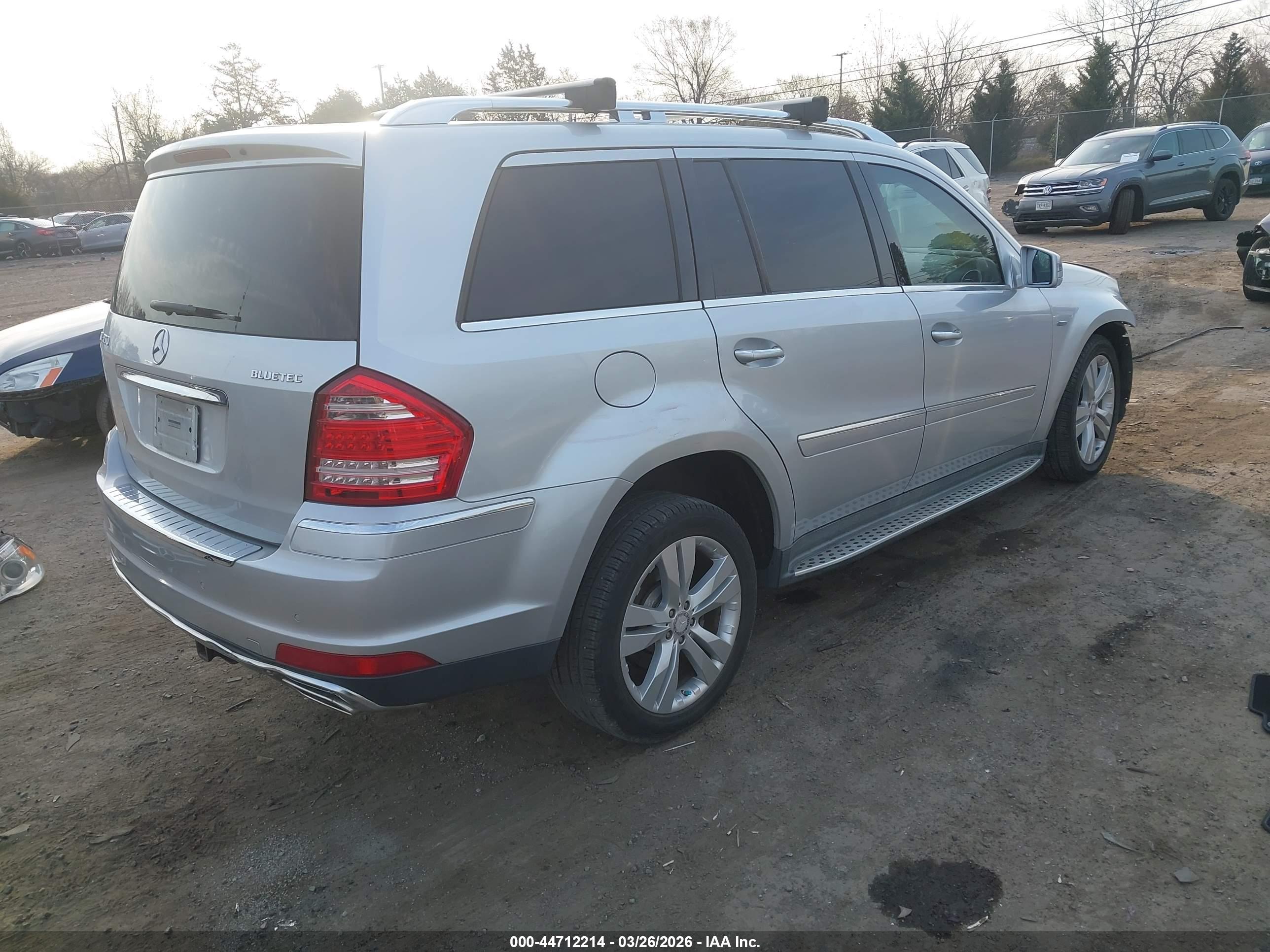 MERCEDES-BENZ GL image 4
