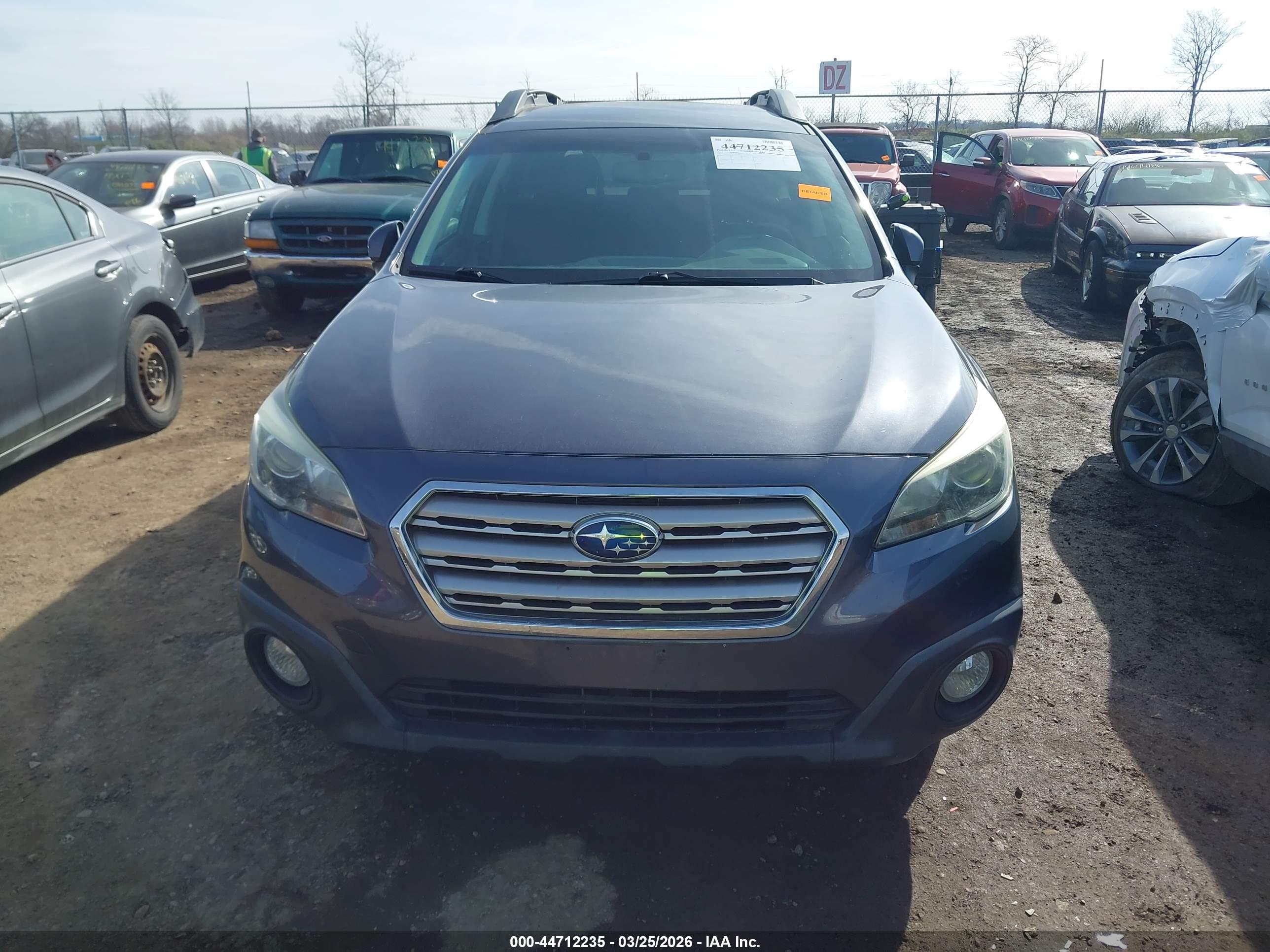 SUBARU OUTBACK image 6