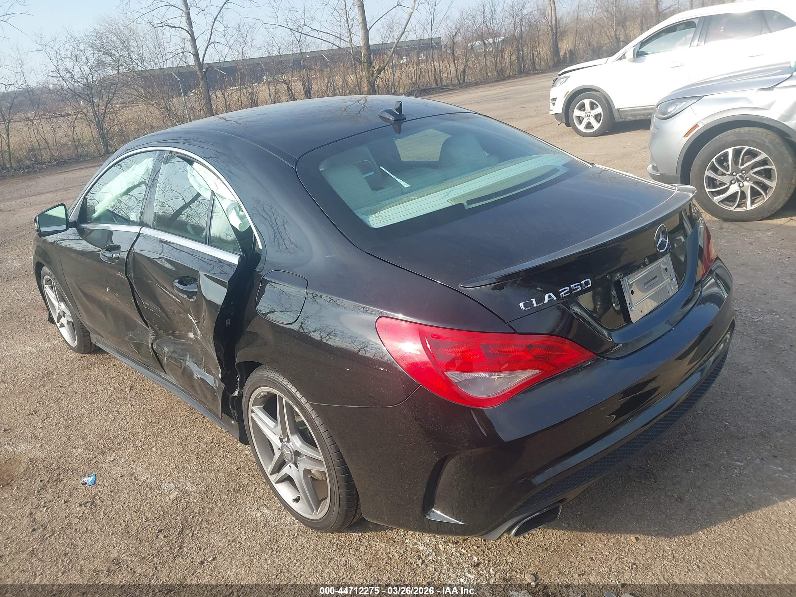 MERCEDES-BENZ CLA image 3