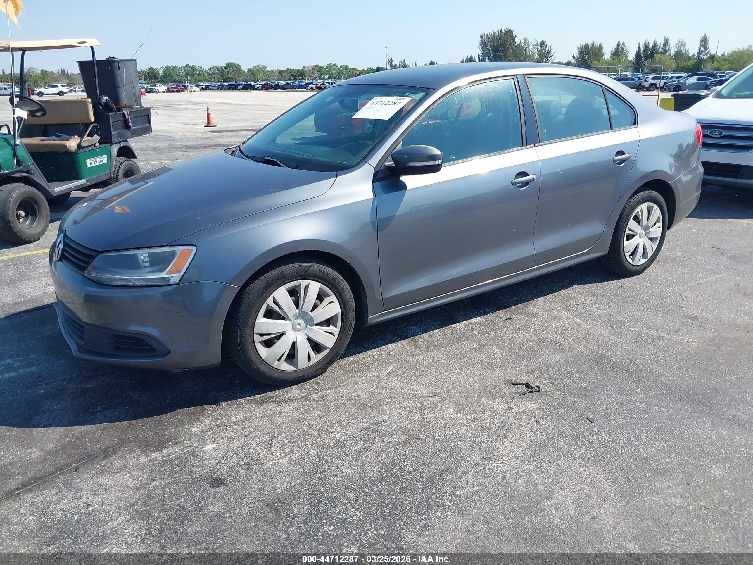 VOLKSWAGEN JETTA image 2