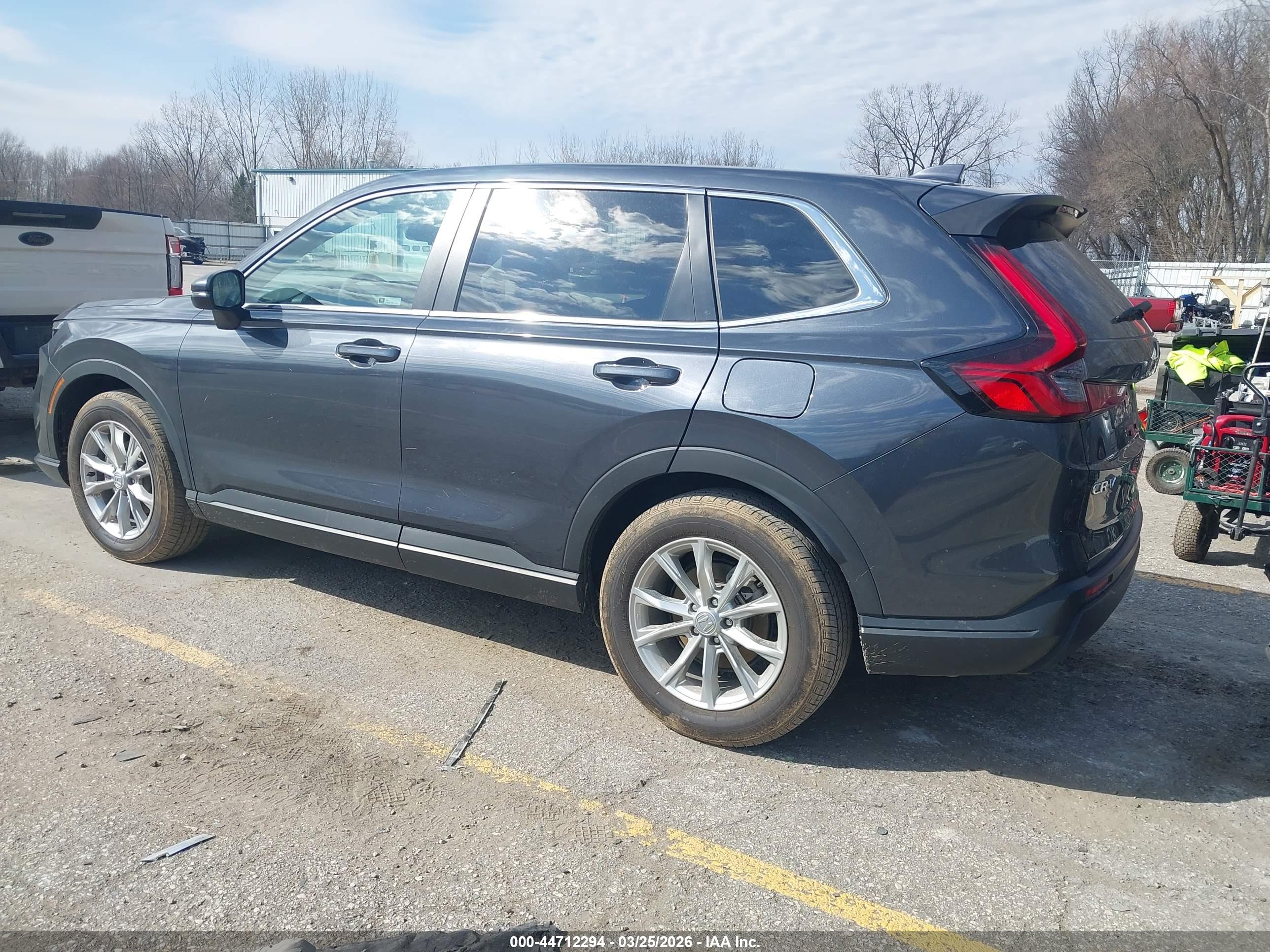 HONDA CR-V image 3