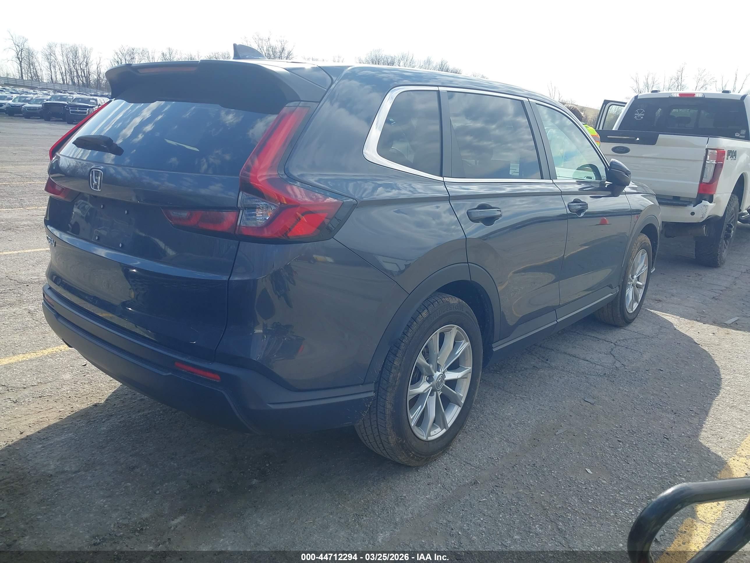 HONDA CR-V image 4