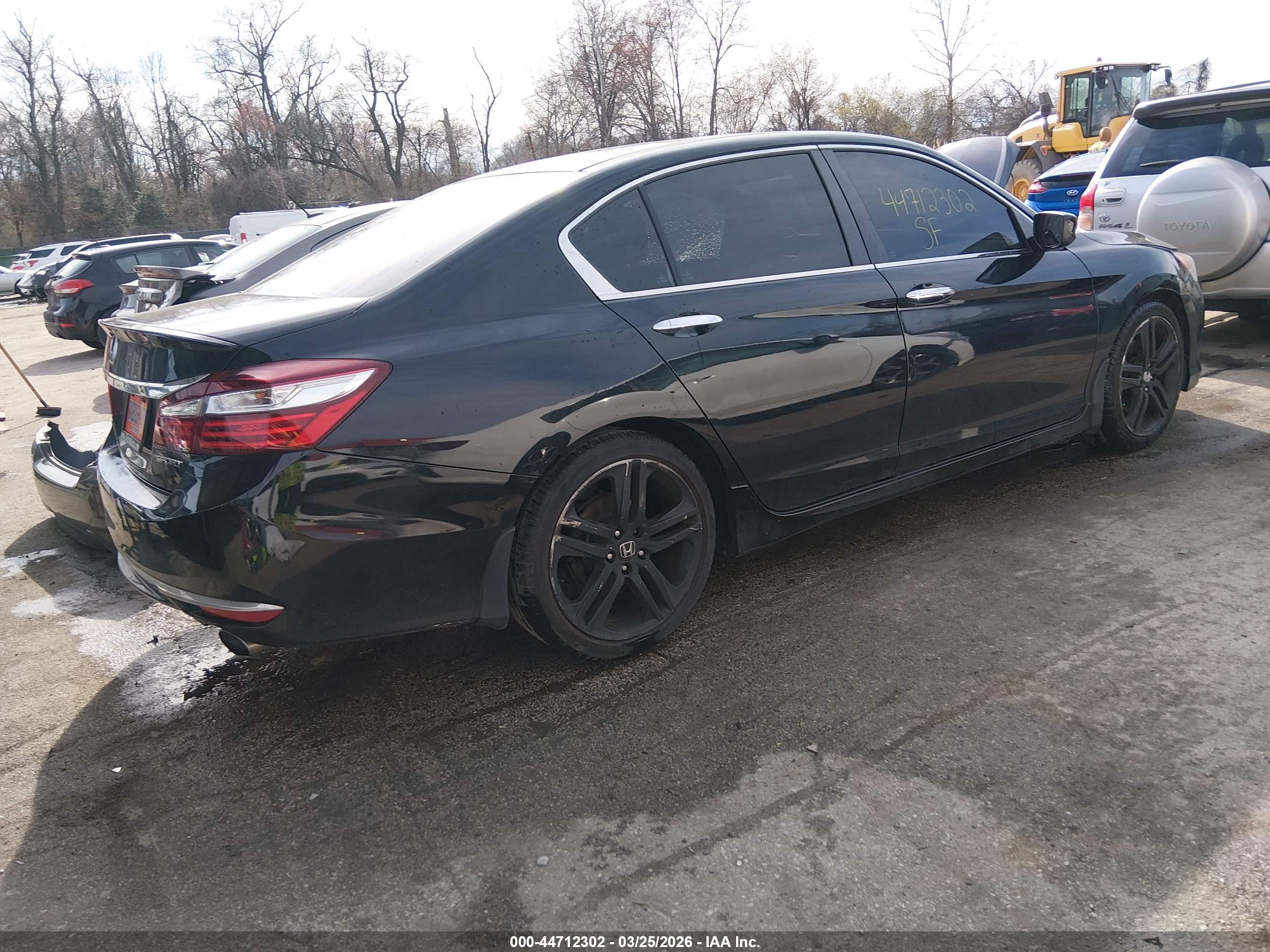 HONDA ACCORD image 4