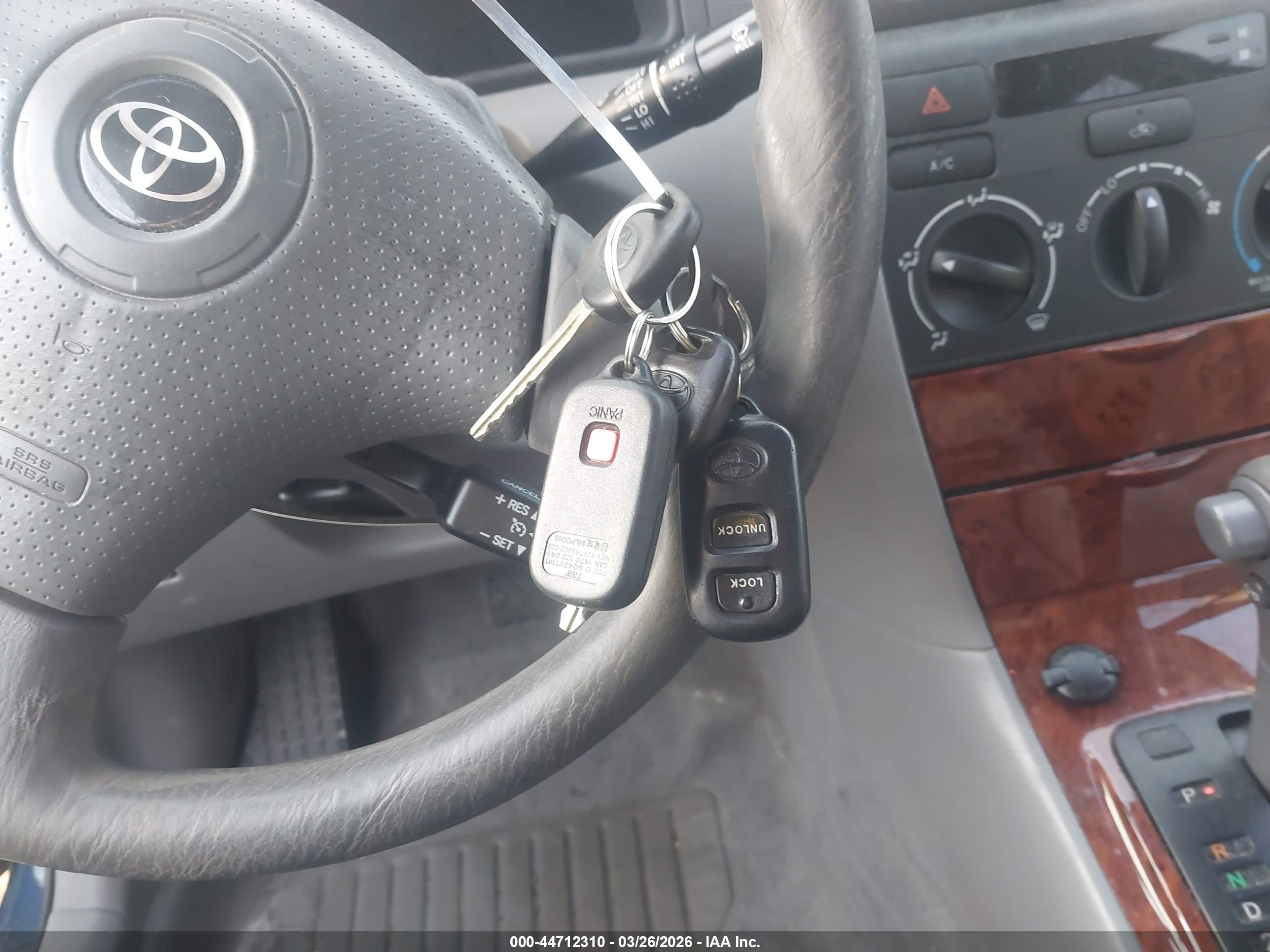 TOYOTA COROLLA image 11