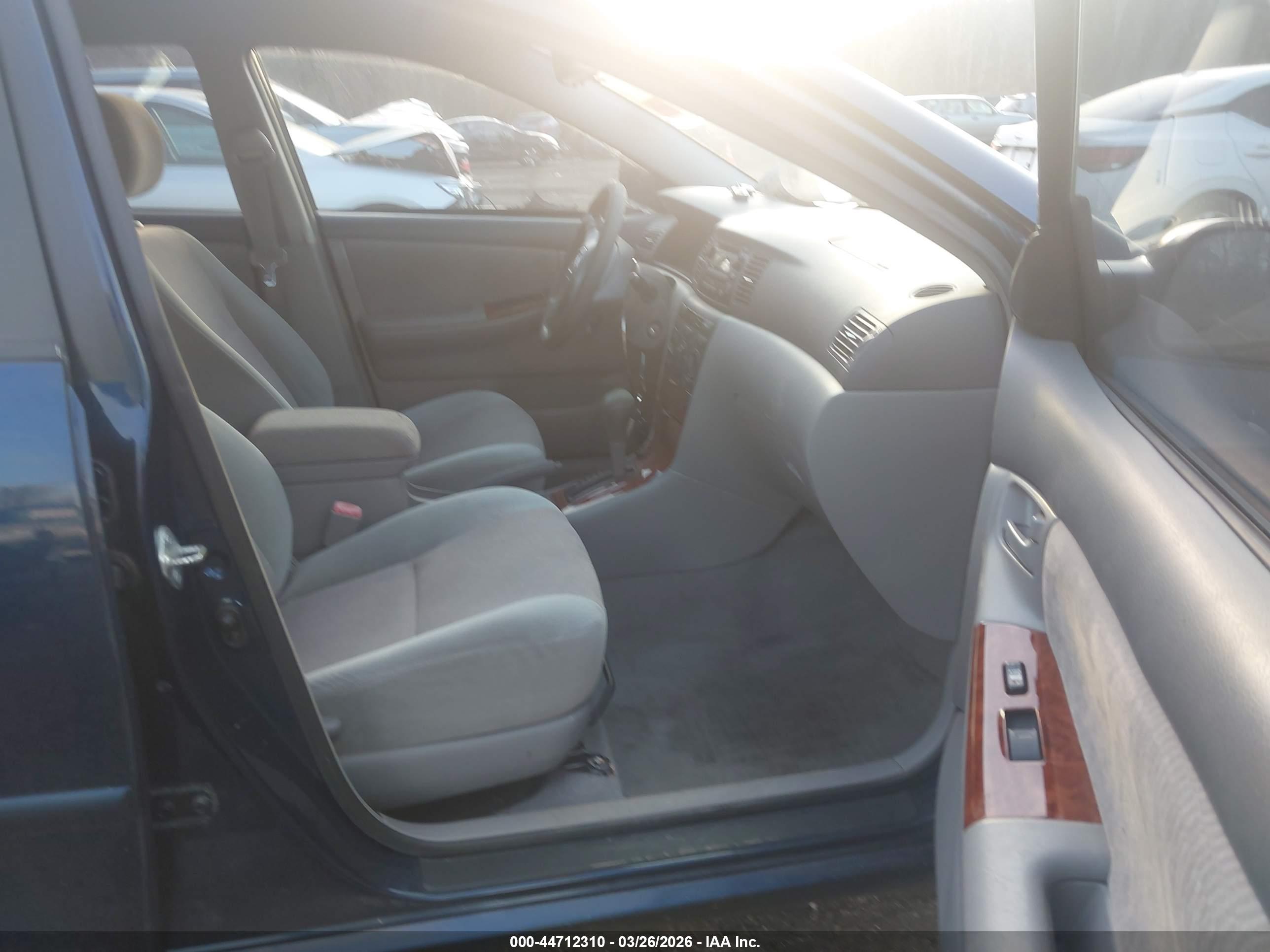 TOYOTA COROLLA image 5