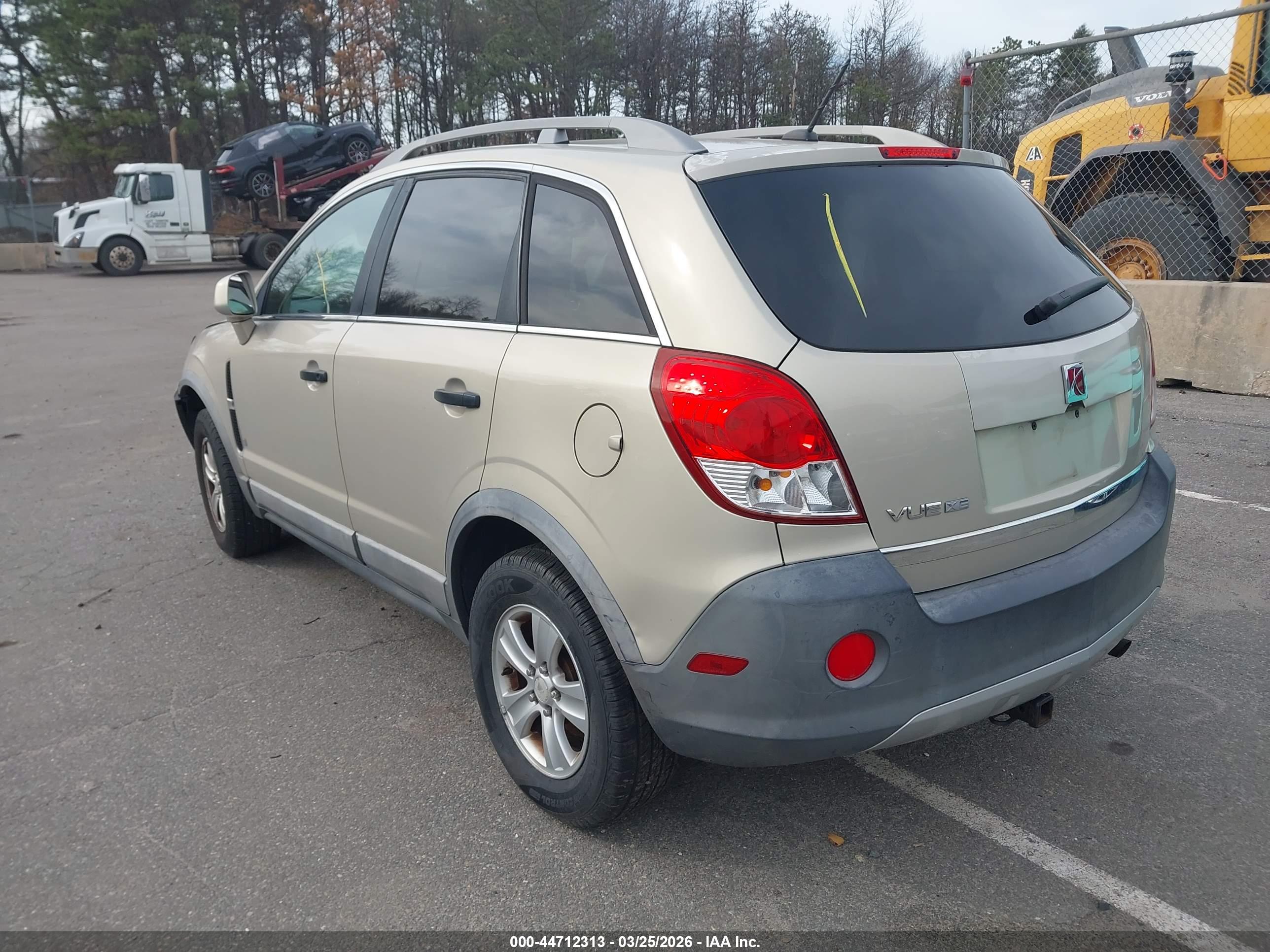 SATURN VUE image 3