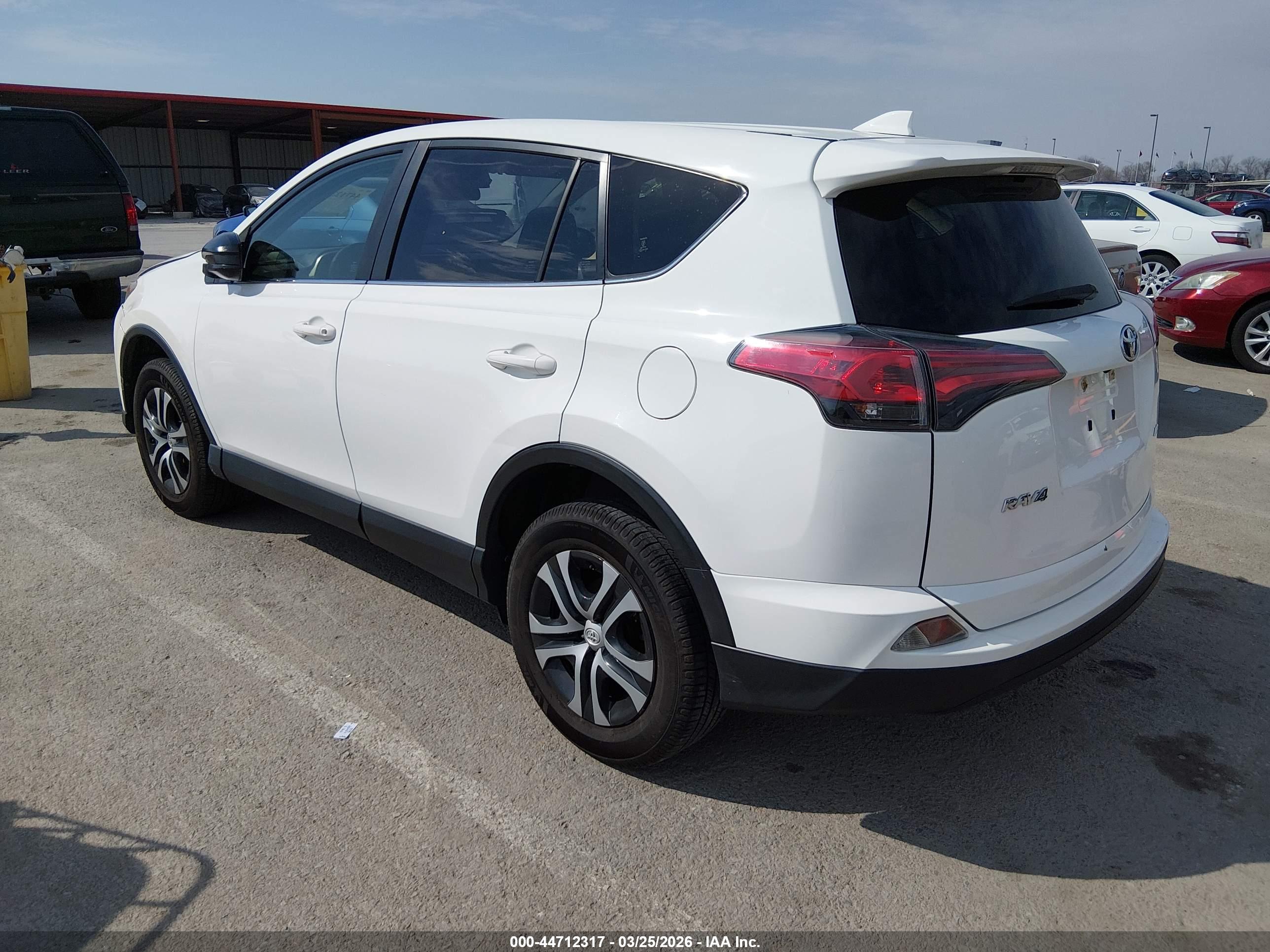 TOYOTA RAV4 image 3