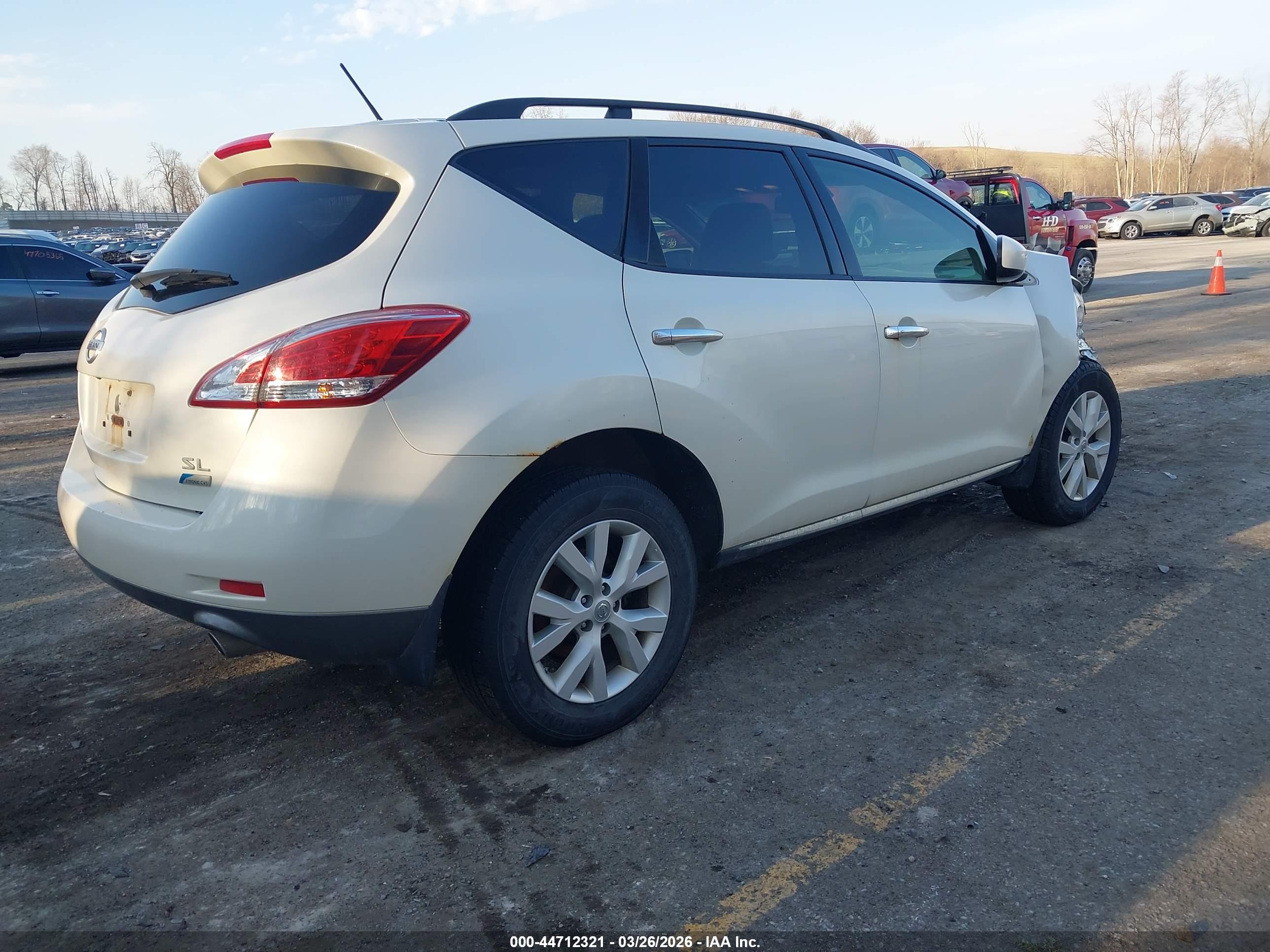 NISSAN MURANO image 4