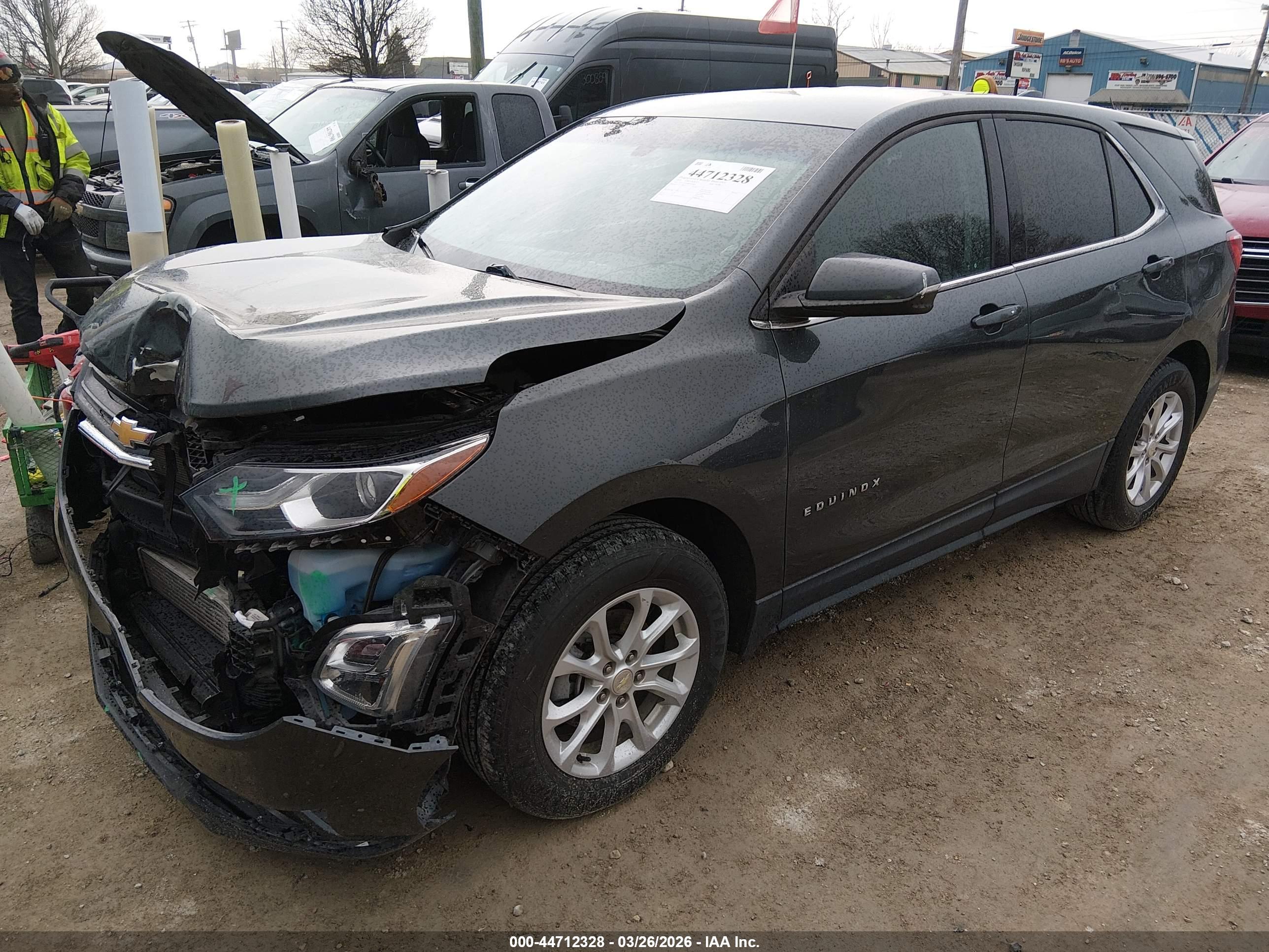 CHEVROLET EQUINOX image 2