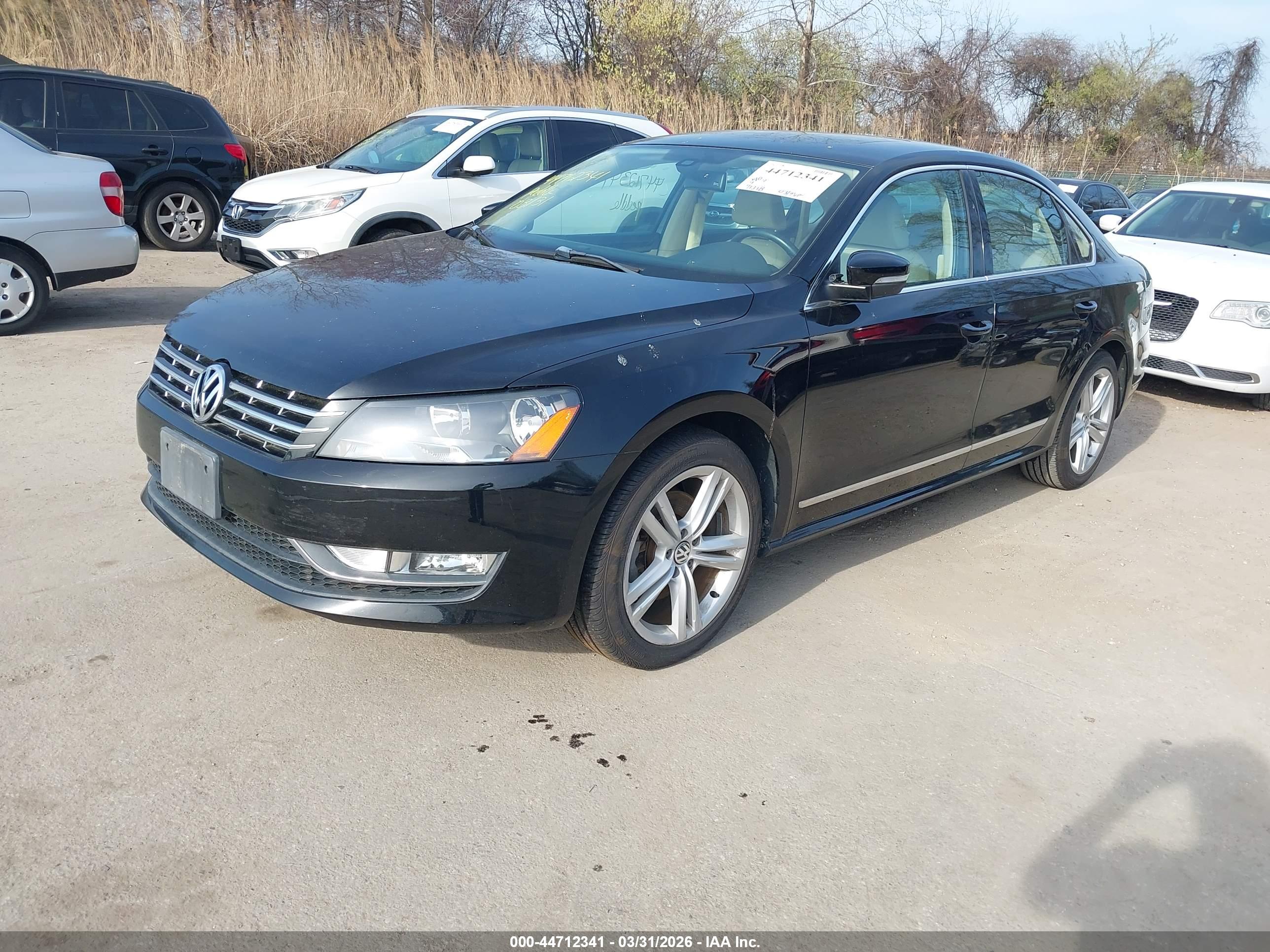 VOLKSWAGEN PASSAT image 2