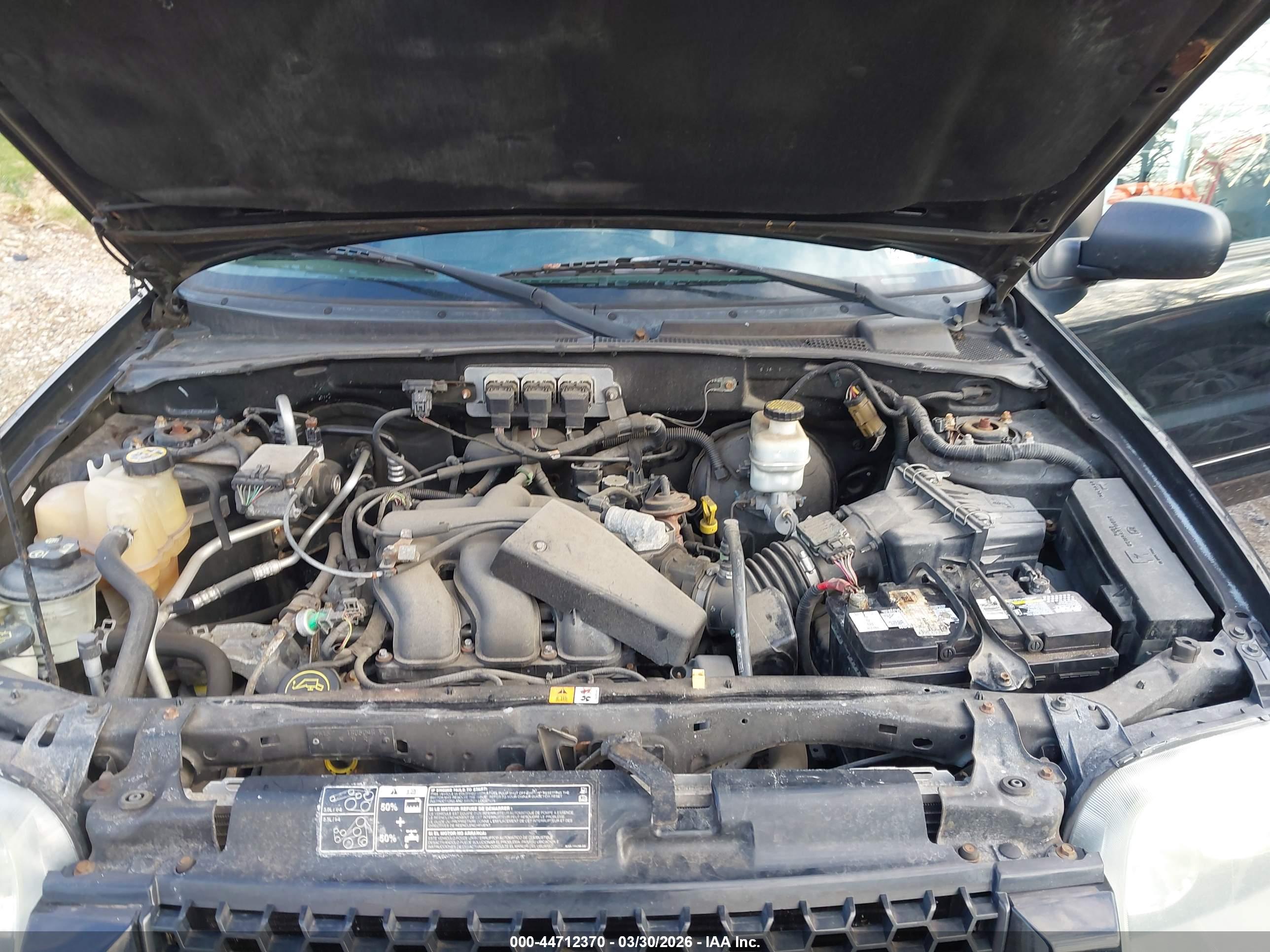 FORD ESCAPE image 10