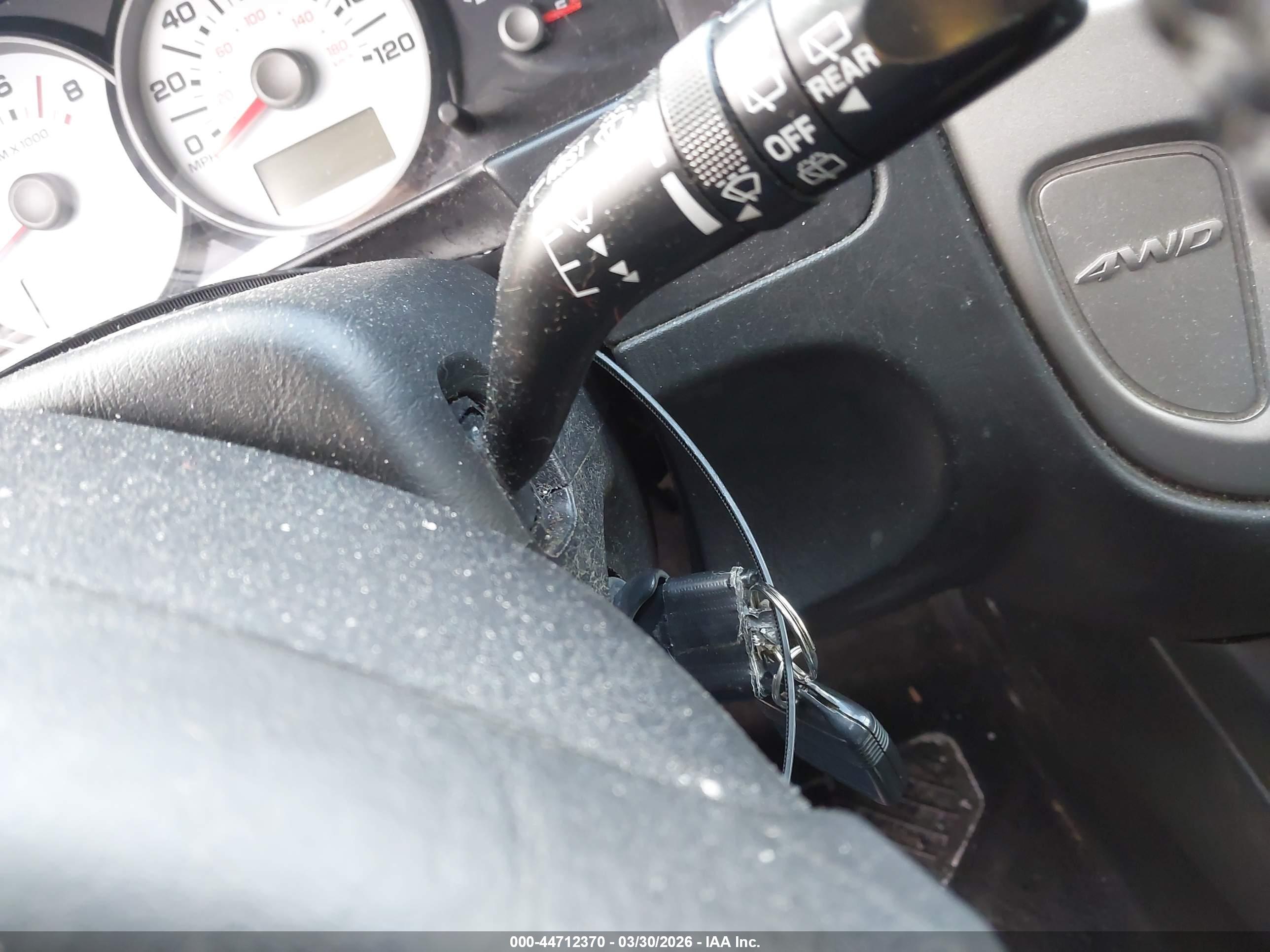 FORD ESCAPE image 11