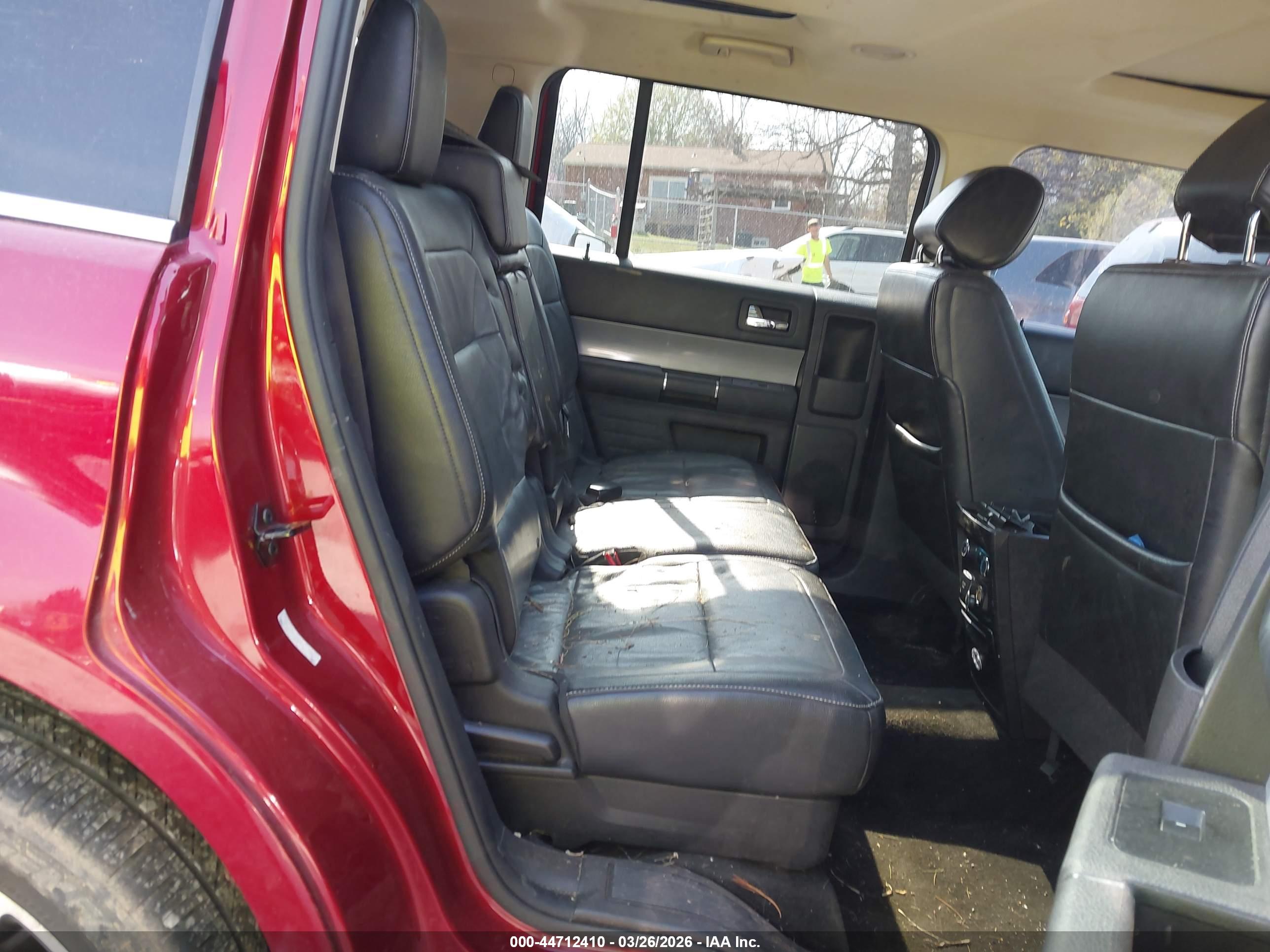 FORD FLEX image 8