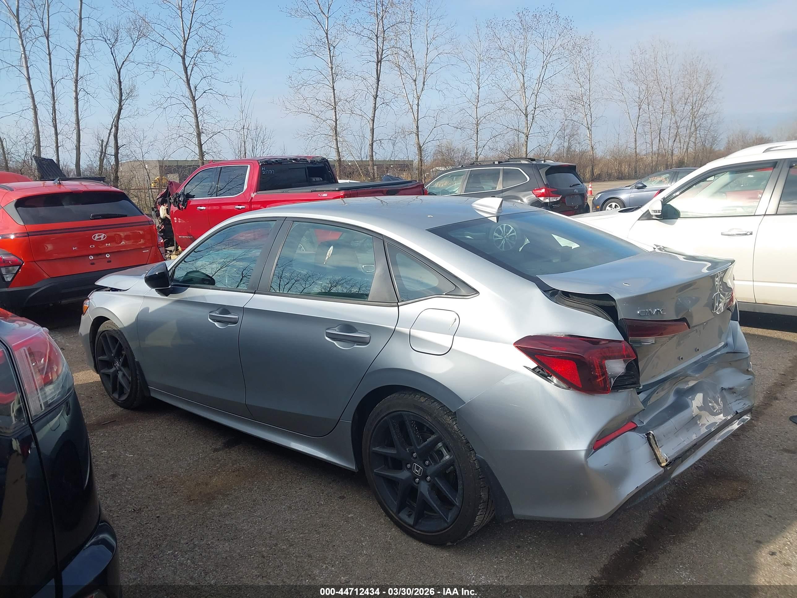 HONDA CIVIC image 3