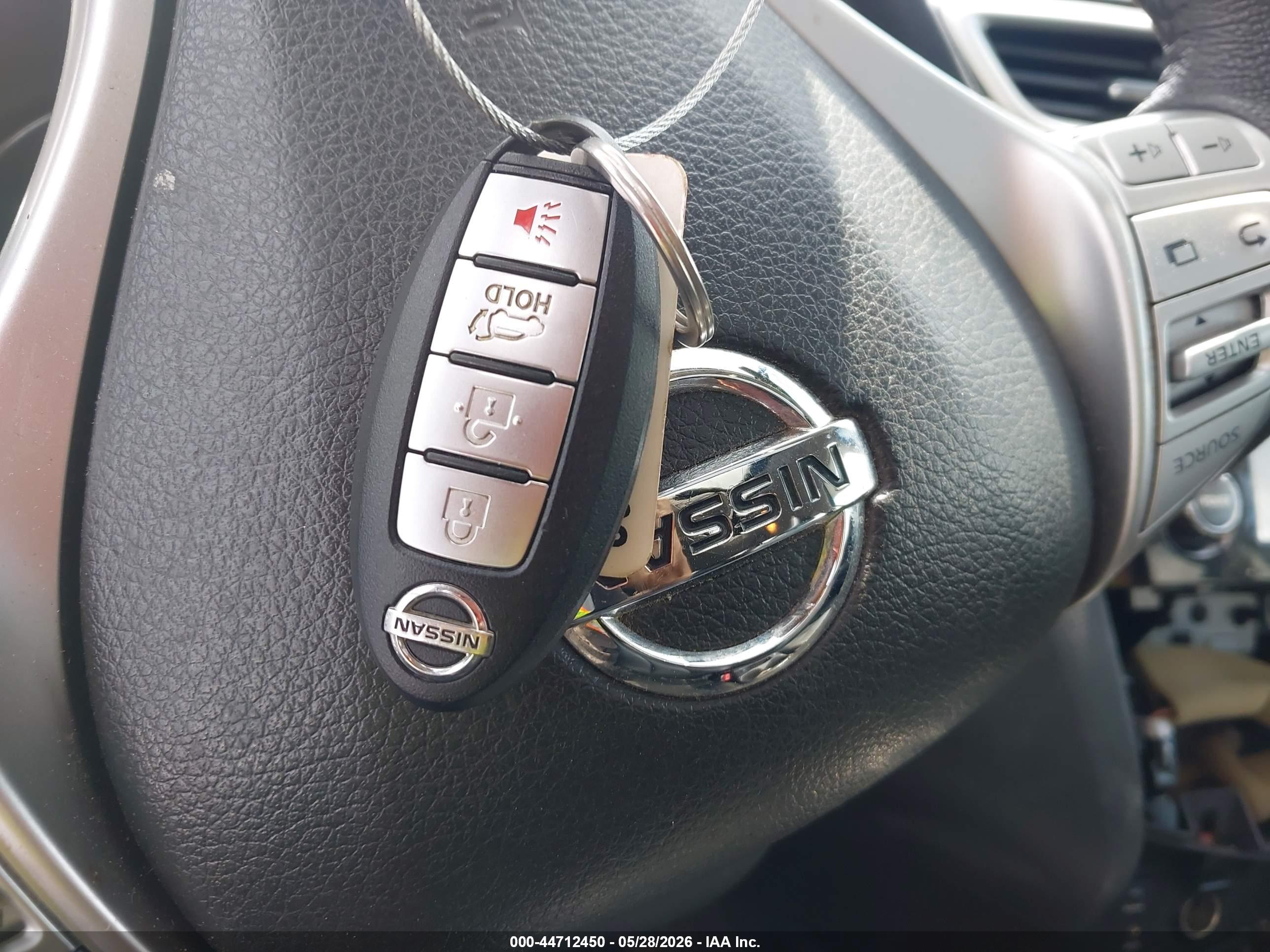 NISSAN ROGUE image 11